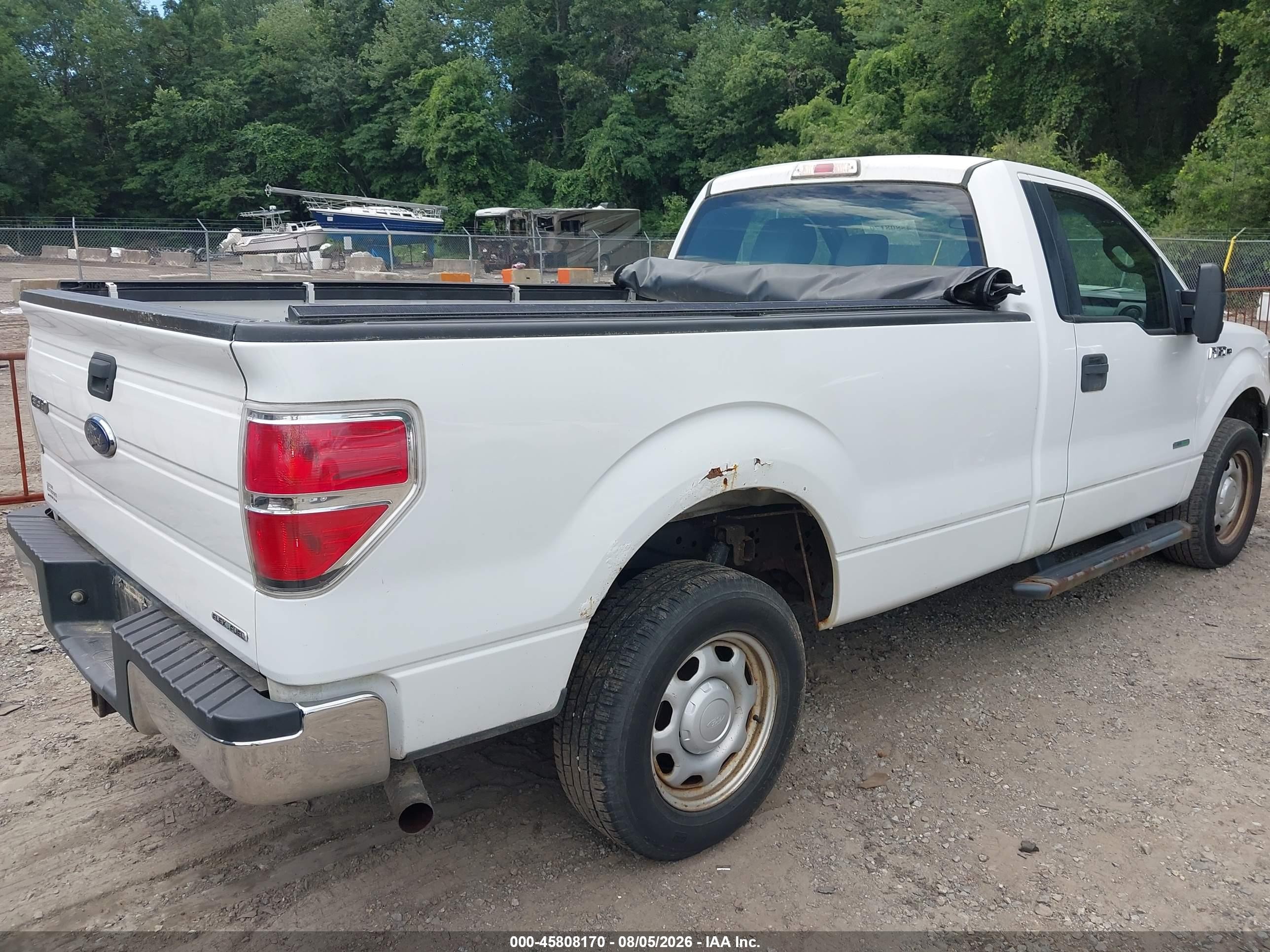 2013 Ford F-150 Xl Белый vin: 1FTNF1CTXDKE35604