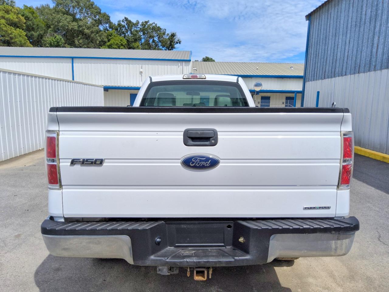 2014 Ford F150 White vin: 1FTNF1EF4EKG51084