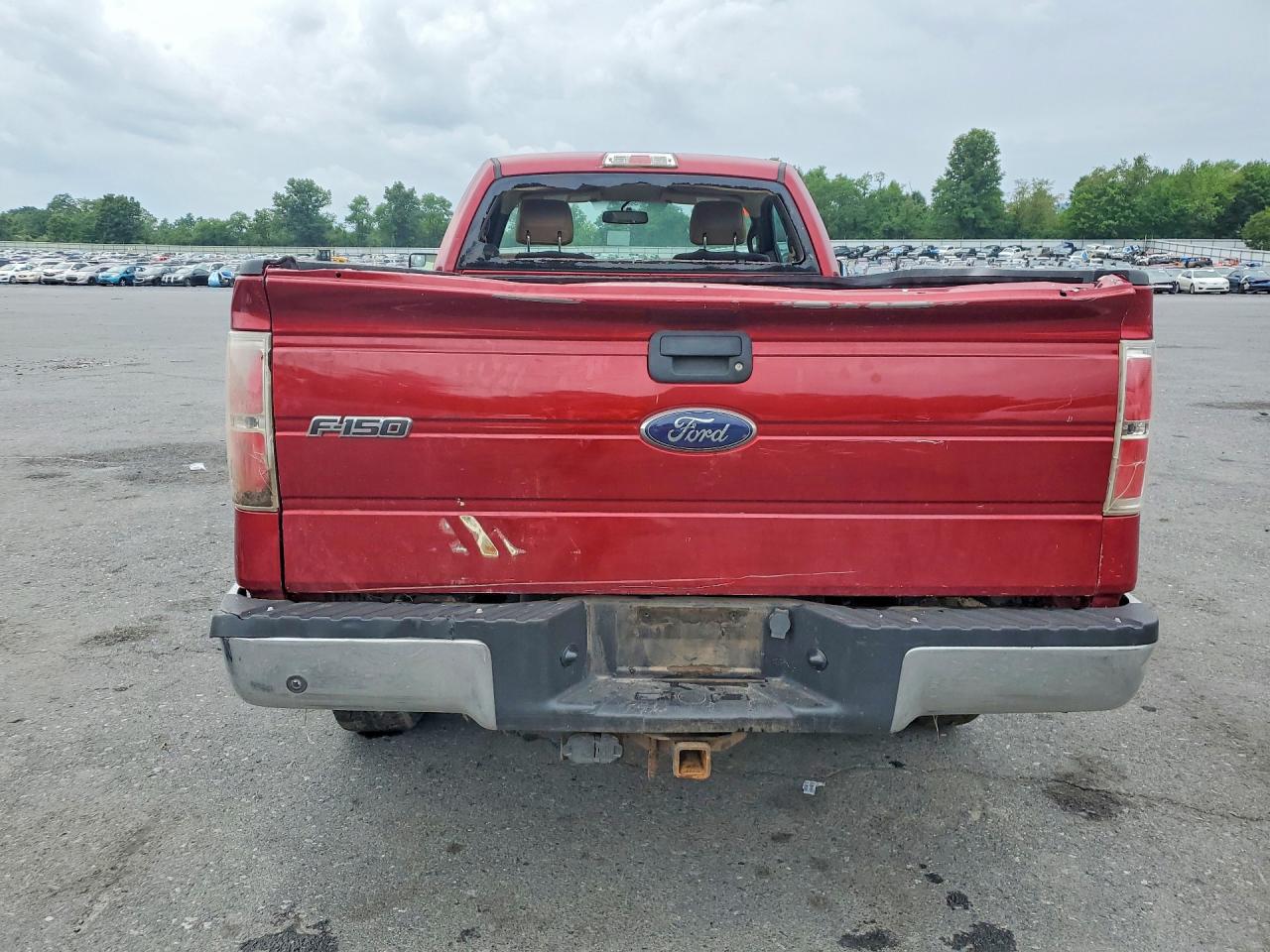 2013 Ford F150 Red vin: 1FTNF1EF6DKE09475