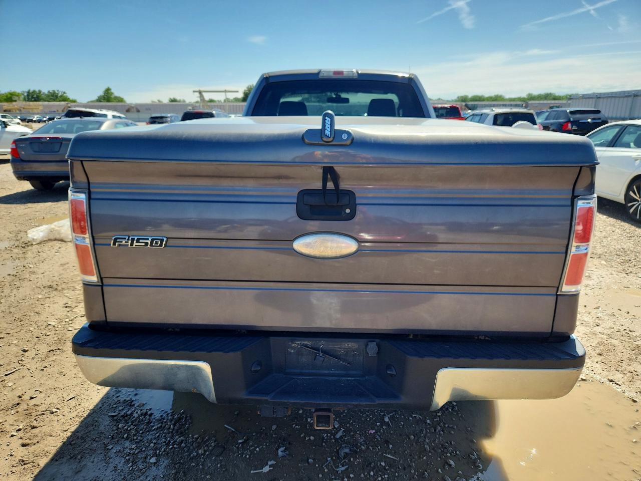 2011 Ford F150 Gray vin: 1FTNF1ET4BKE09459