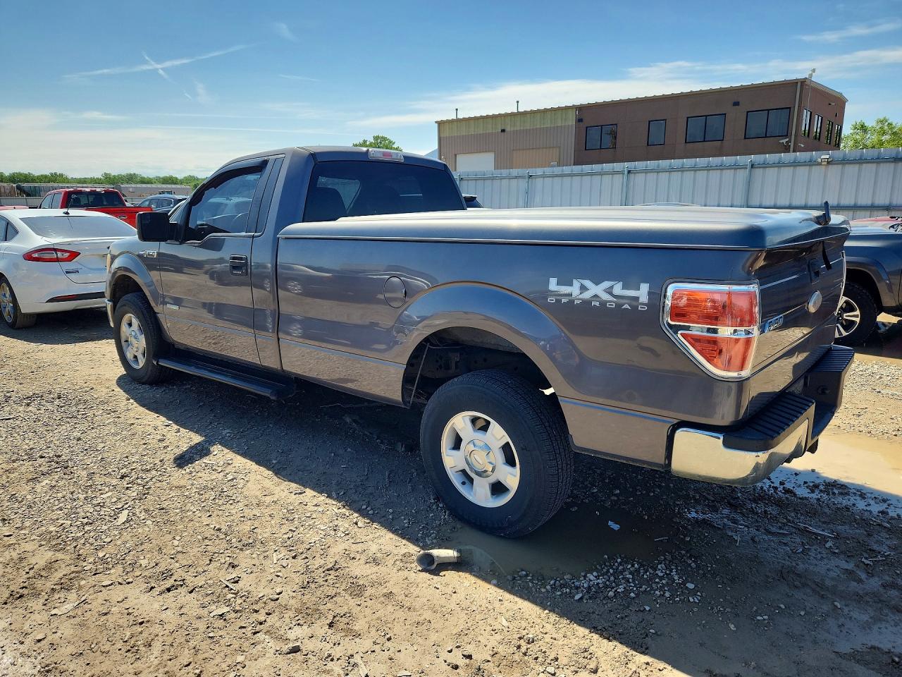 2011 Ford F150 Gray vin: 1FTNF1ET4BKE09459