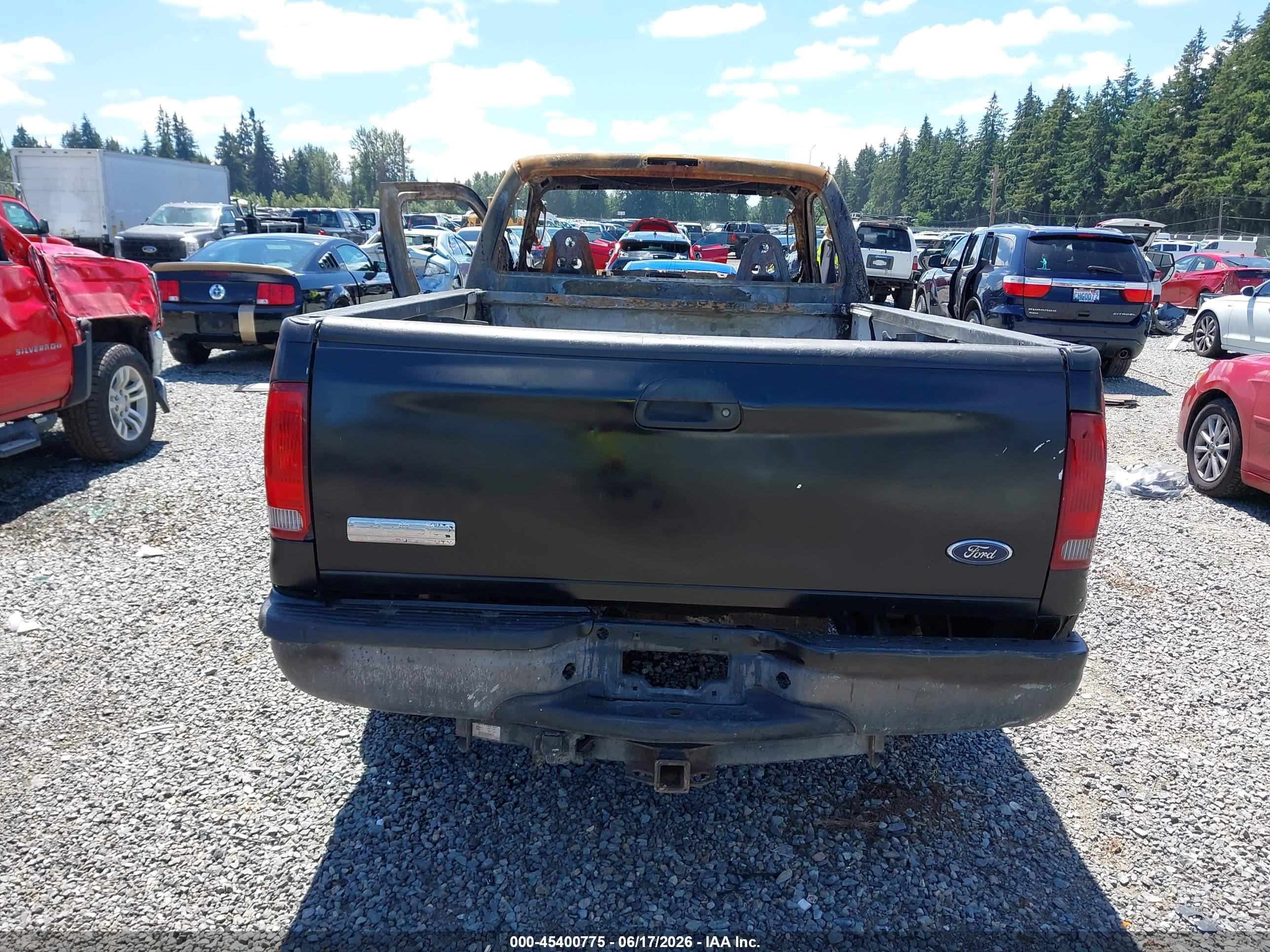 2006 Ford F-250   Black vin: 1FTNF20506EB39097