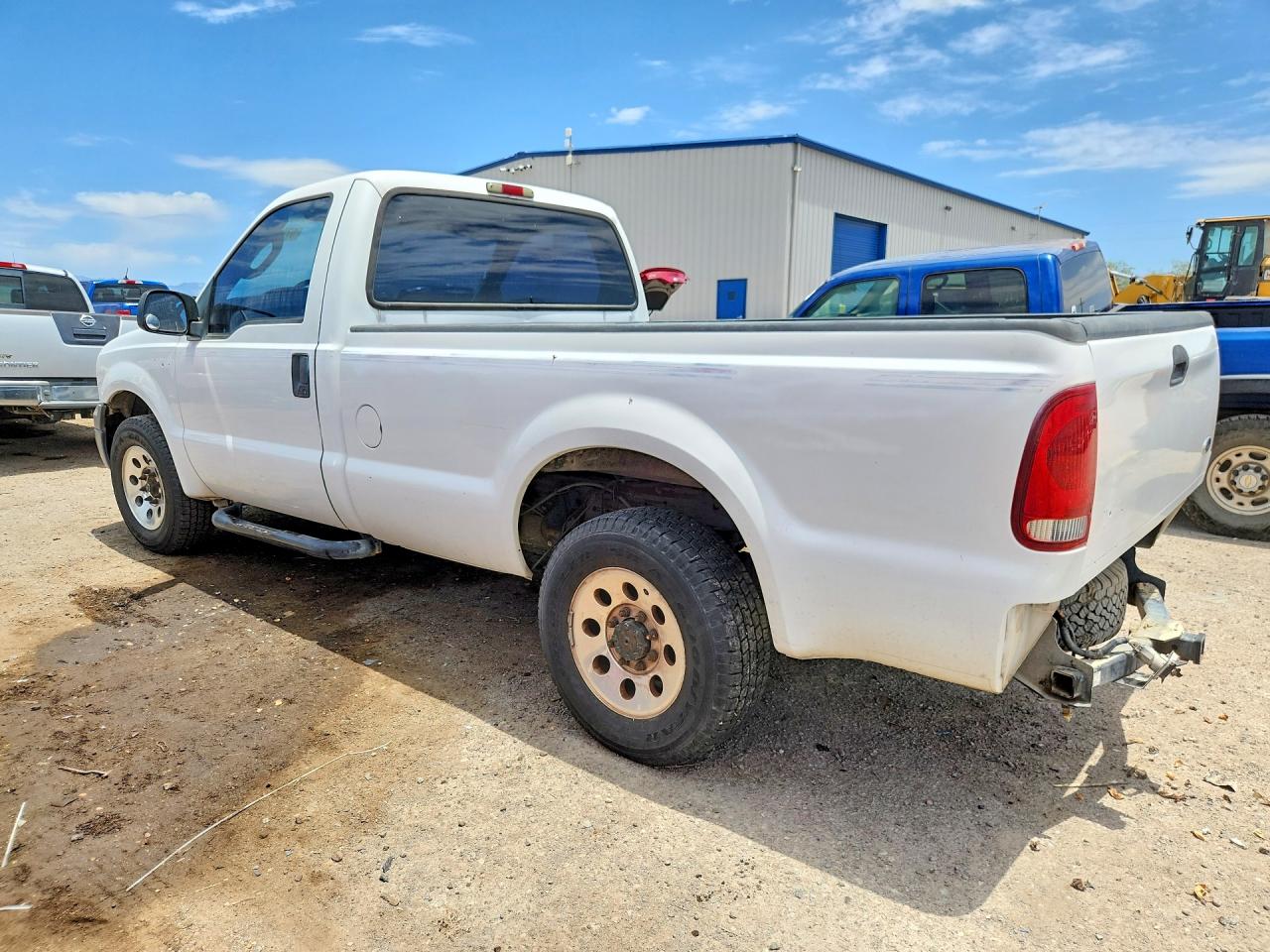 2005 Ford F250 Super Duty White vin: 1FTNF20515EC58985