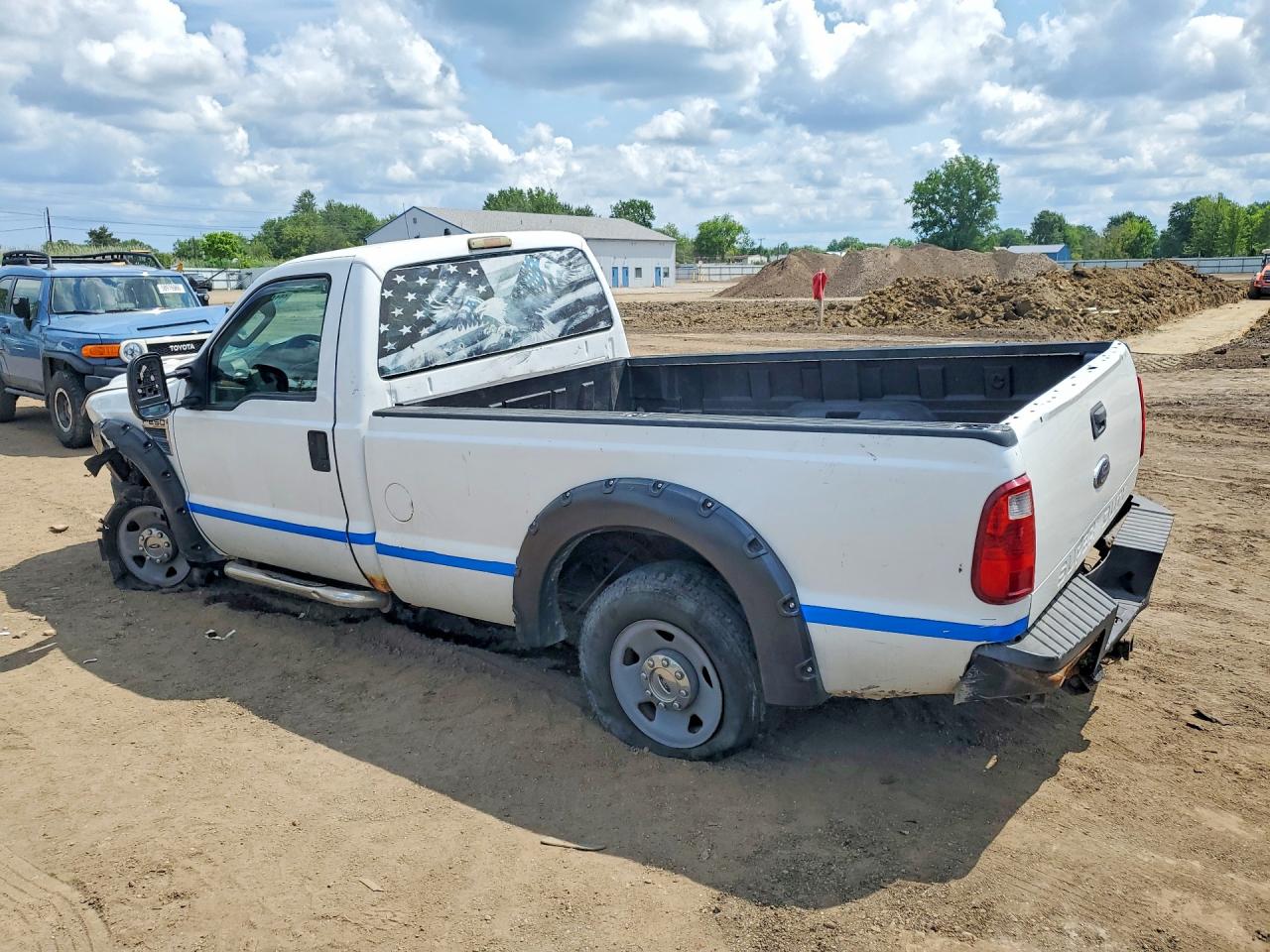 2008 Ford F250 Super Duty White vin: 1FTNF20518EB85766