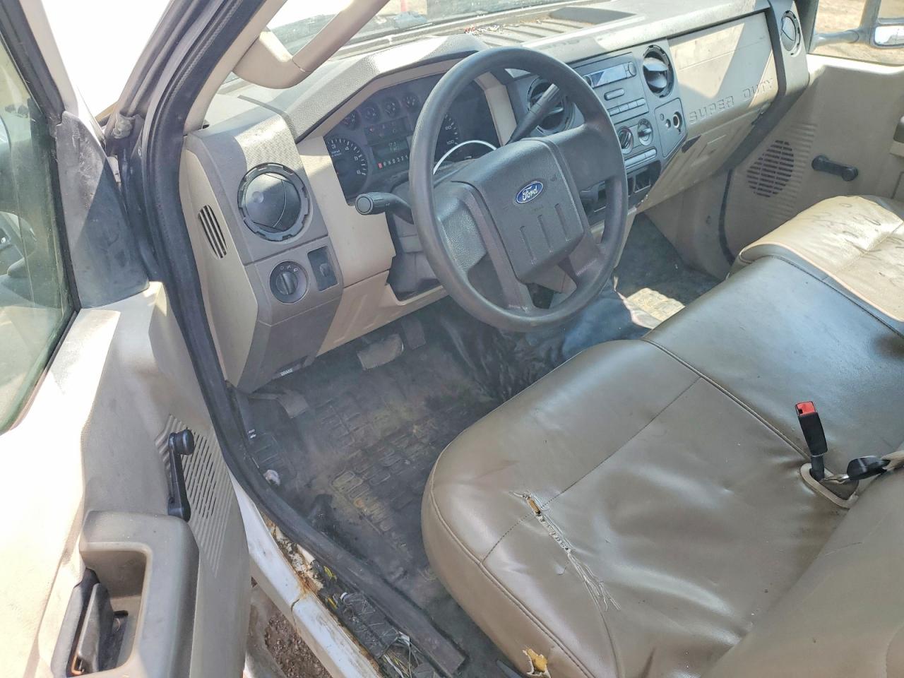 2008 Ford F250 Super Duty White vin: 1FTNF20518EB85766