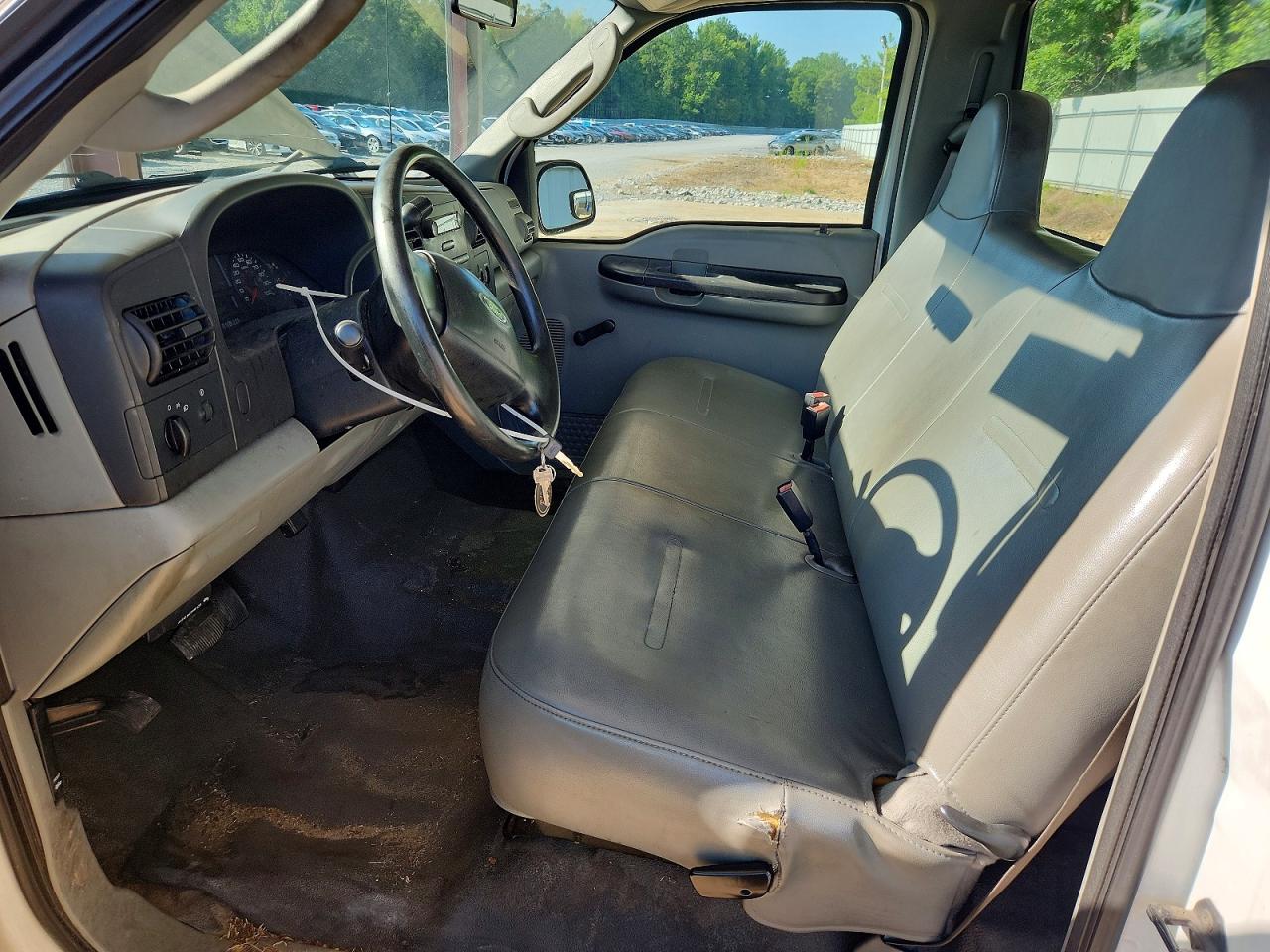 2006 Ford F250 Super Duty White vin: 1FTNF20546EC05117