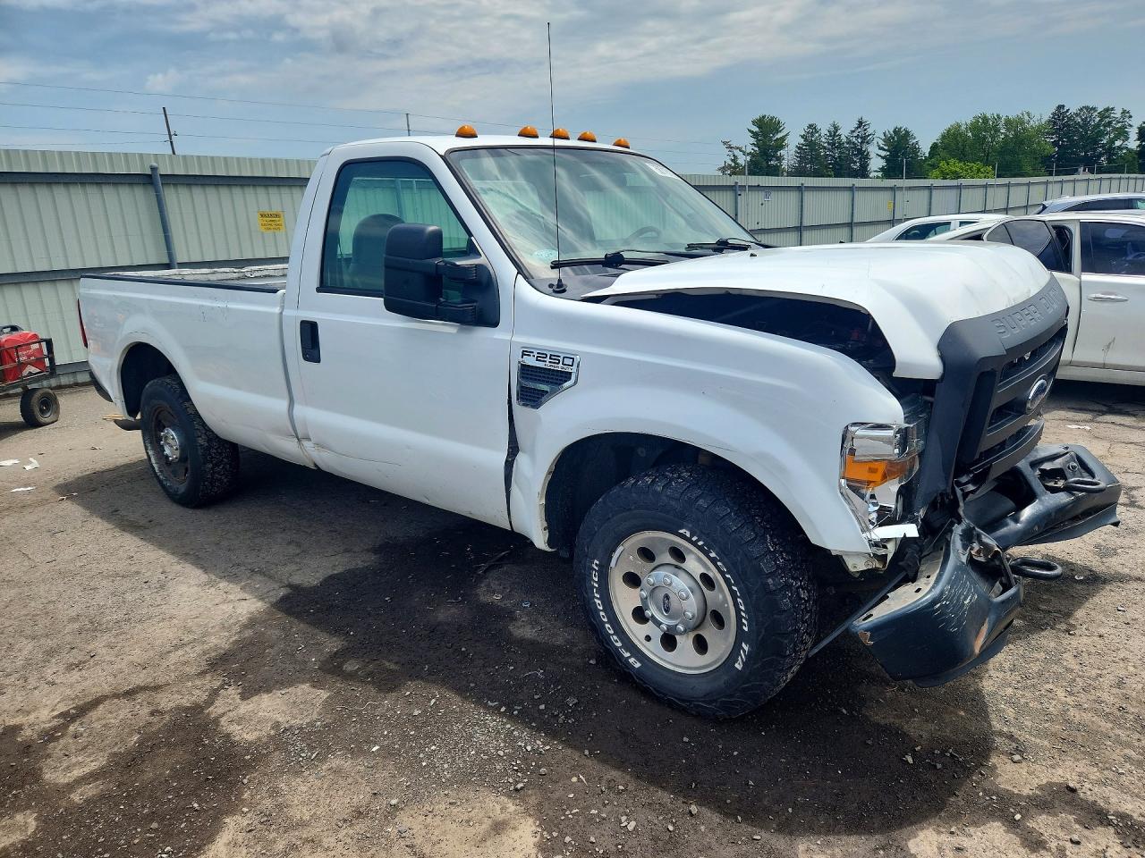 2008 Ford F250 Super Duty White vin: 1FTNF20548EE51331