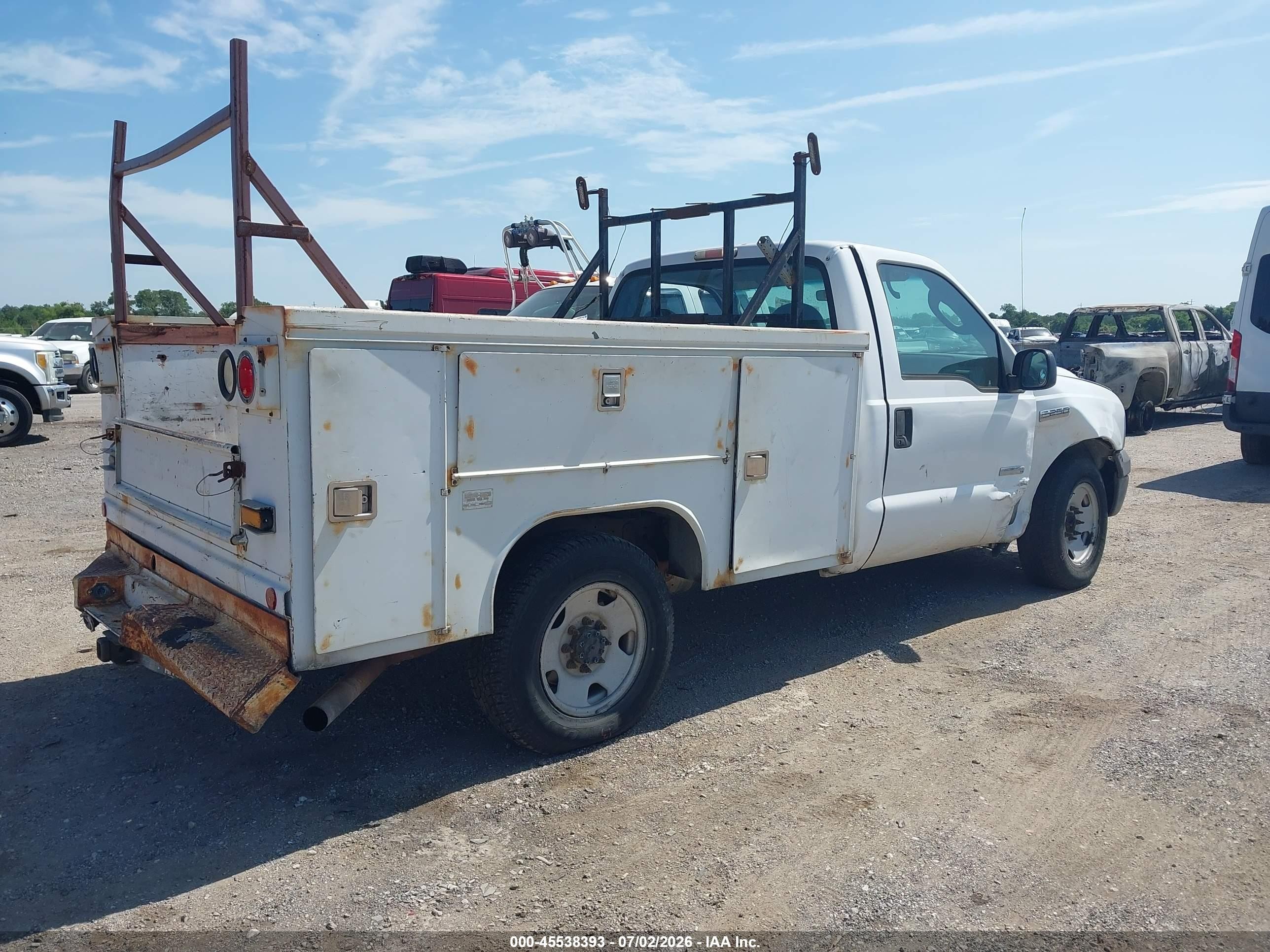 2006 Ford F-250 Xl/xlt Белый vin: 1FTNF20556EC34559