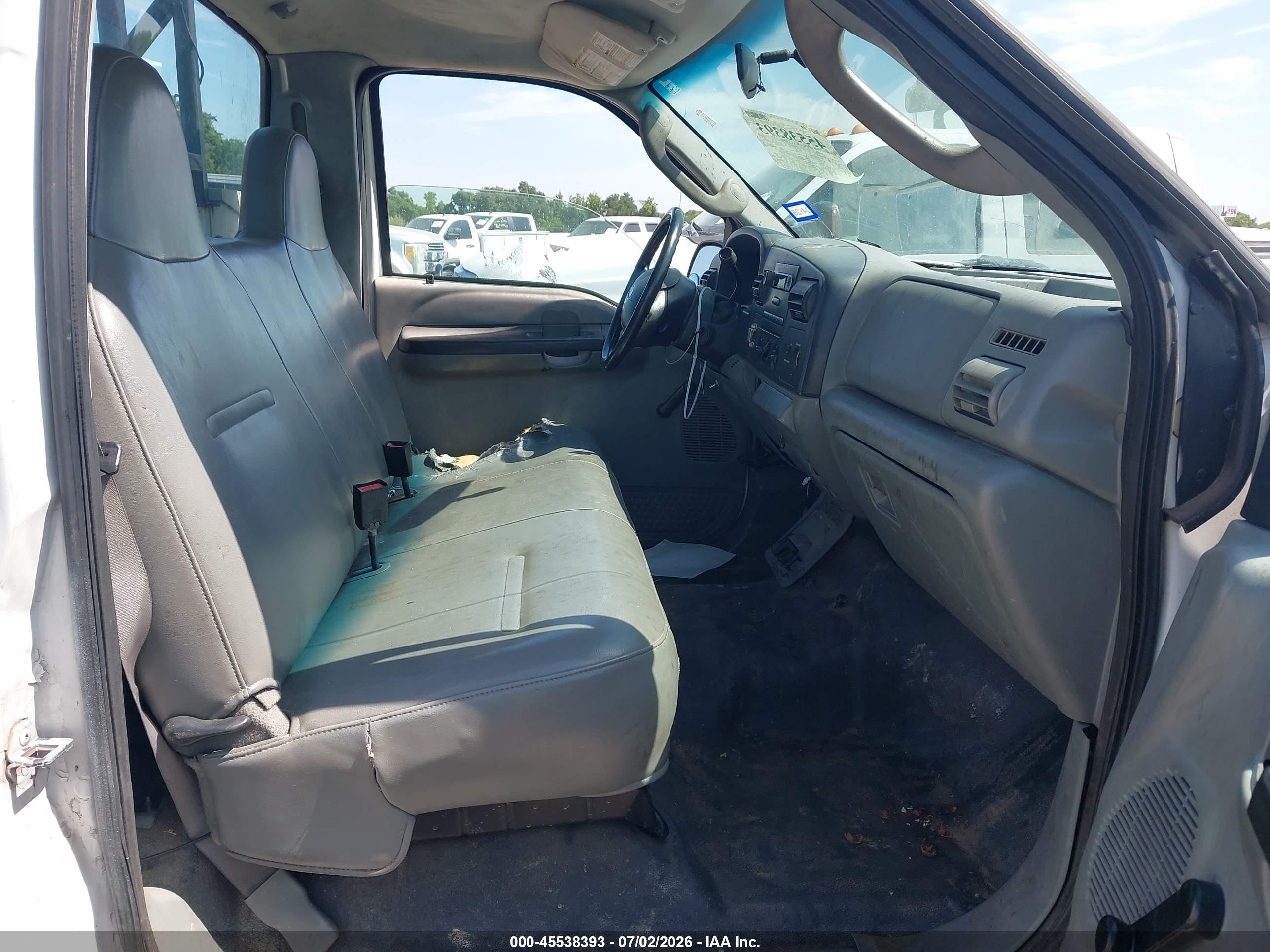 2006 Ford F-250 Xl/xlt Белый vin: 1FTNF20556EC34559