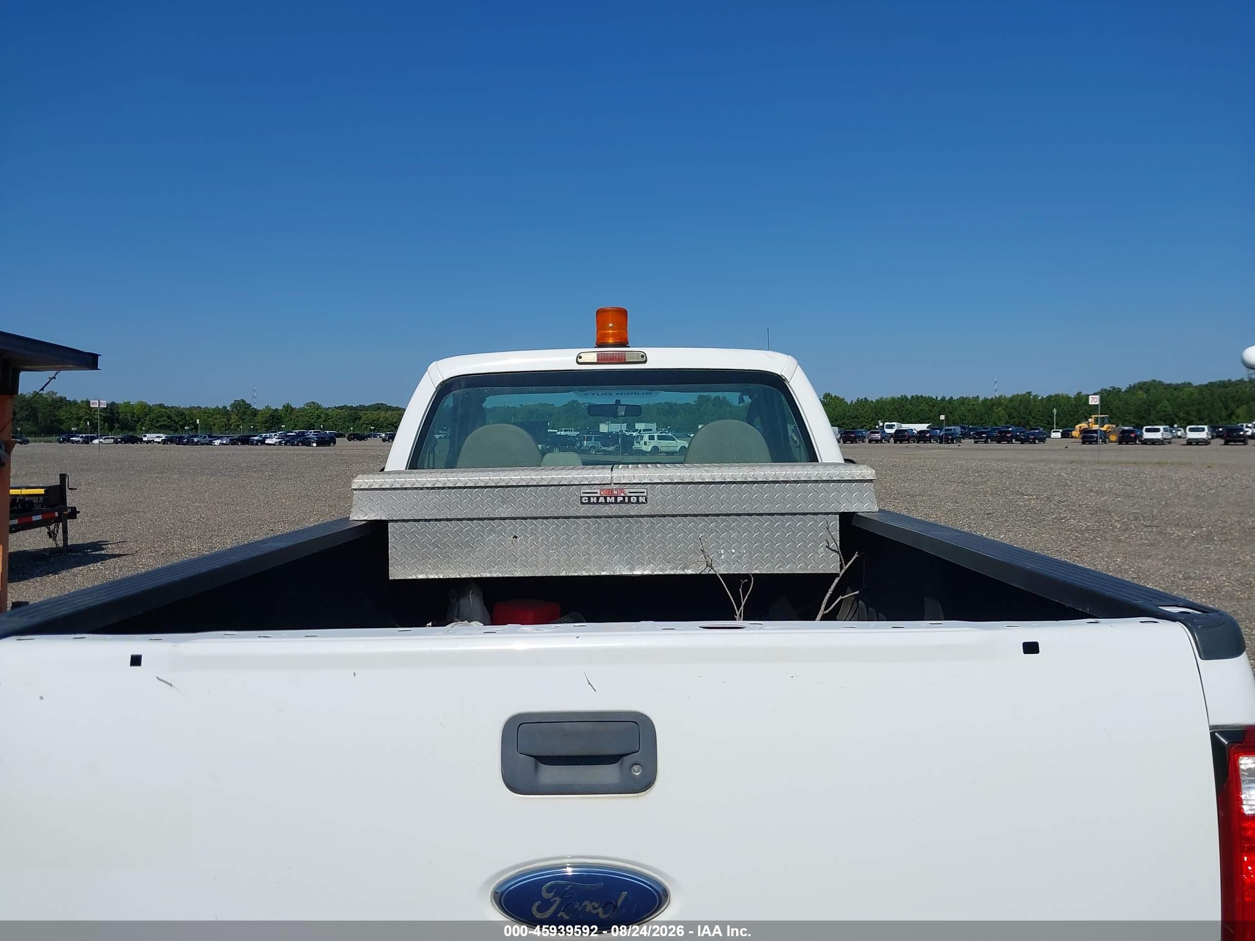2008 Ford Super Duty F-250 Srw Xl/xlt White vin: 1FTNF20568ED27948