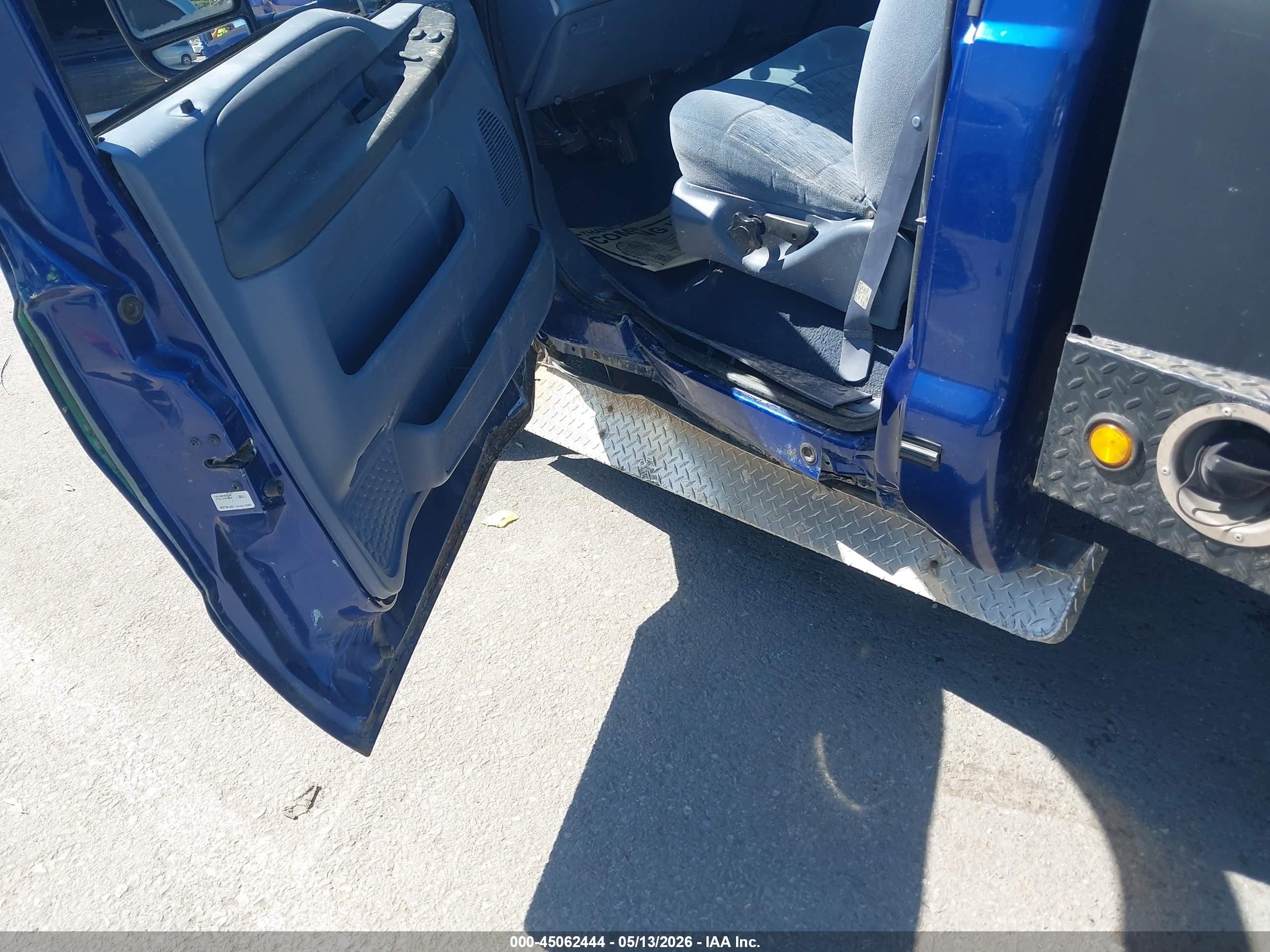 1999 Ford F-250 Lariat/xl/xlt Blue vin: 1FTNF20F7XEA77711