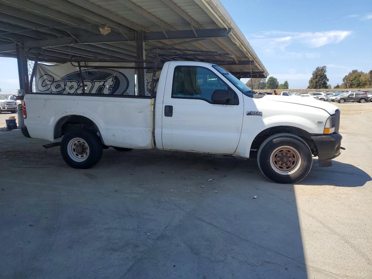 2002 Ford F250 Super Duty White vin: 1FTNF20L02EA17719