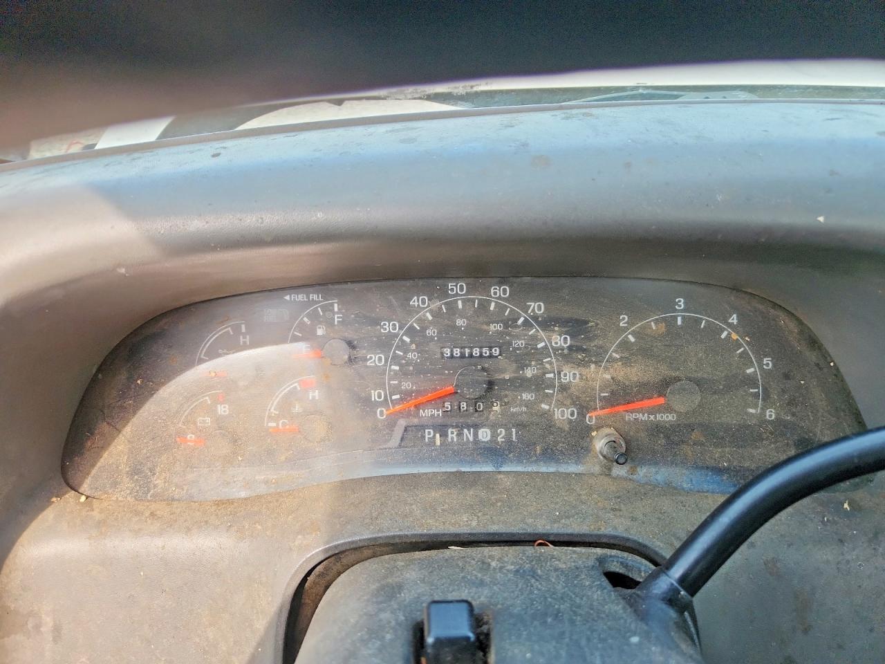 2000 Ford F250 Super Duty White vin: 1FTNF20L0YED16992