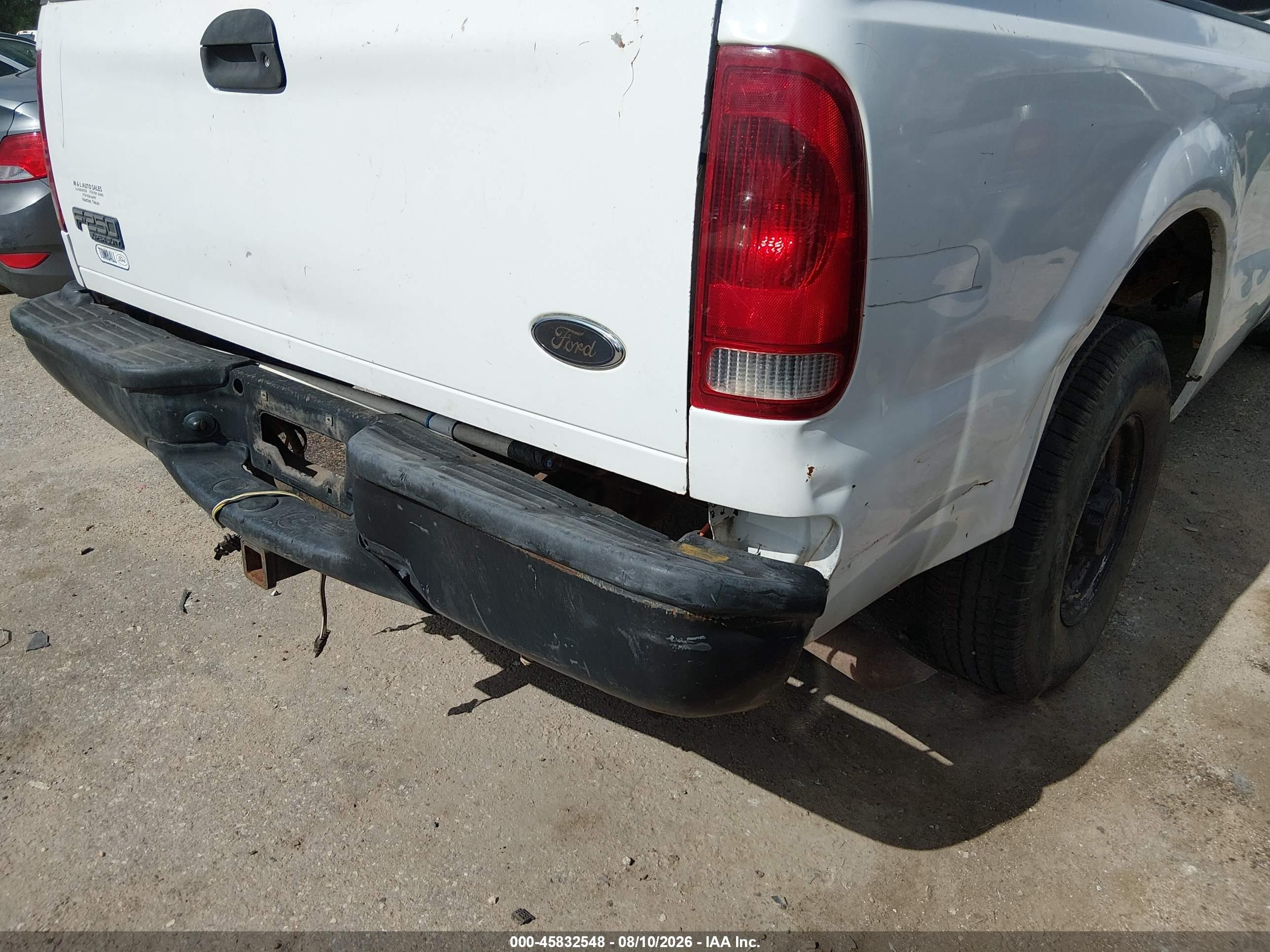 2004 Ford F-250 Xl/xlt White vin: 1FTNF20L14EC38538