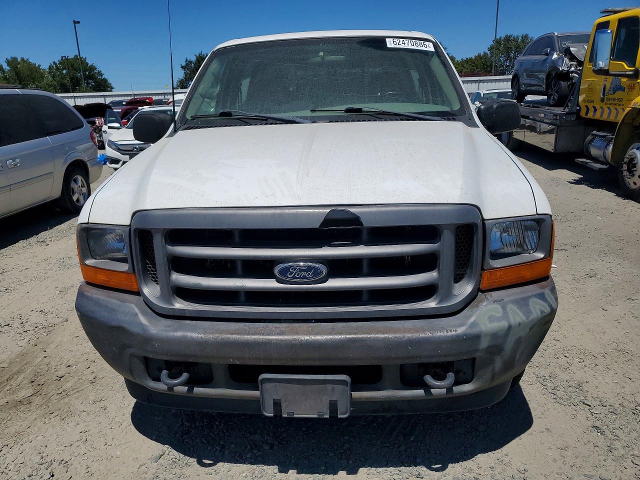 2001 Ford F-250 Super Duty White vin: 1FTNF20L21ED84135