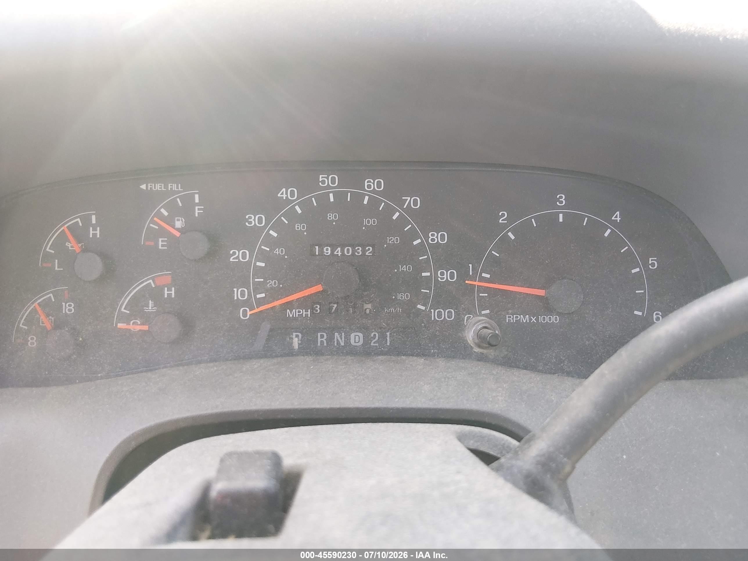 2000 Ford F-250 Lariat/xl/xlt Белый vin: 1FTNF20L2YEB95690