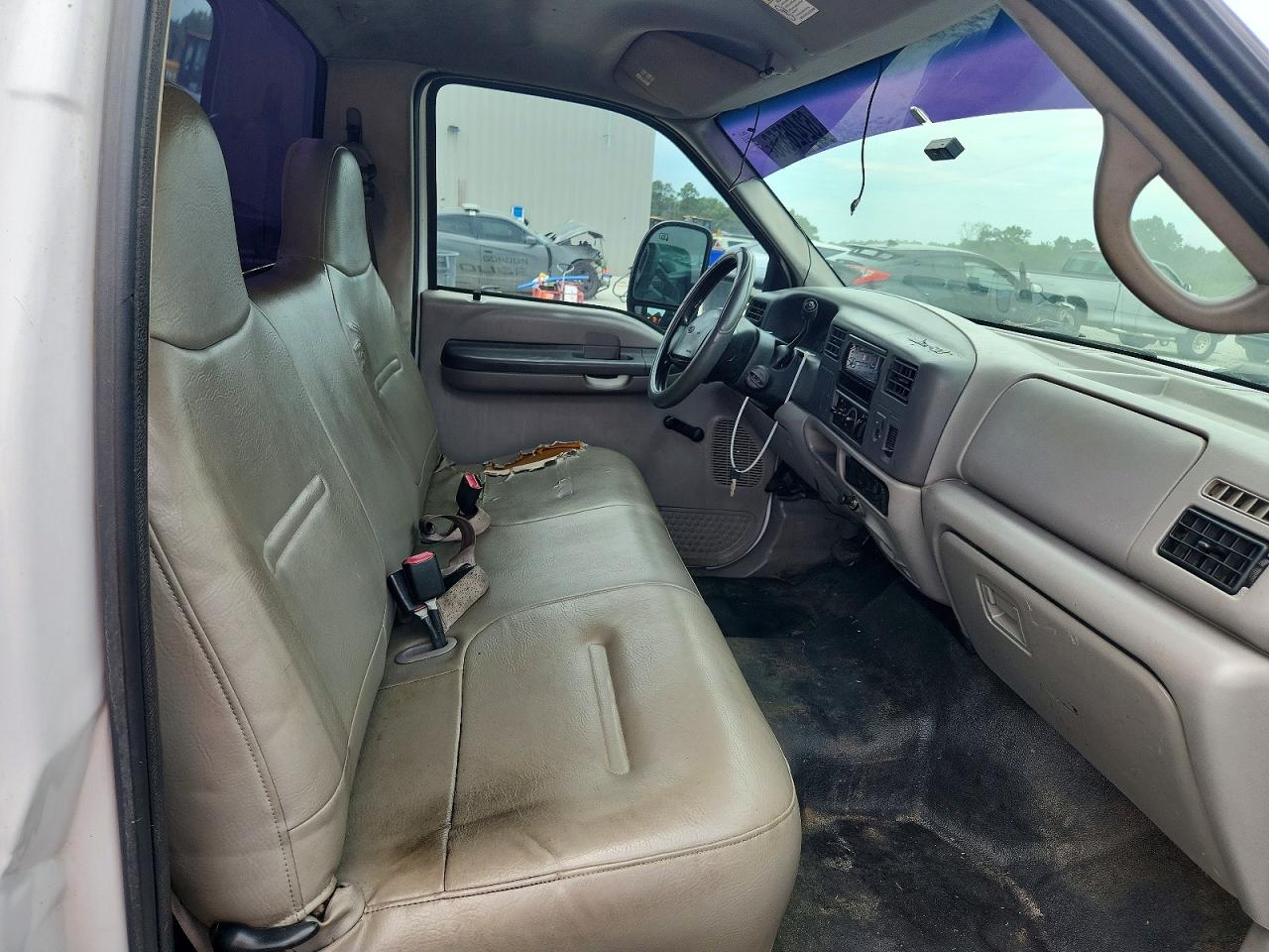 2000 Ford F250 Super Duty Белый vin: 1FTNF20L2YED95470