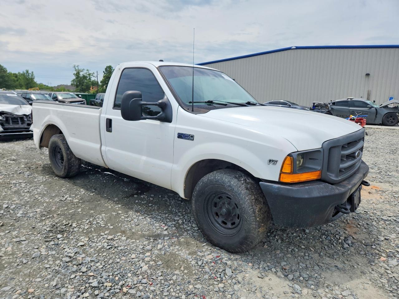 2000 Ford F250 Super Duty Белый vin: 1FTNF20L2YED95470
