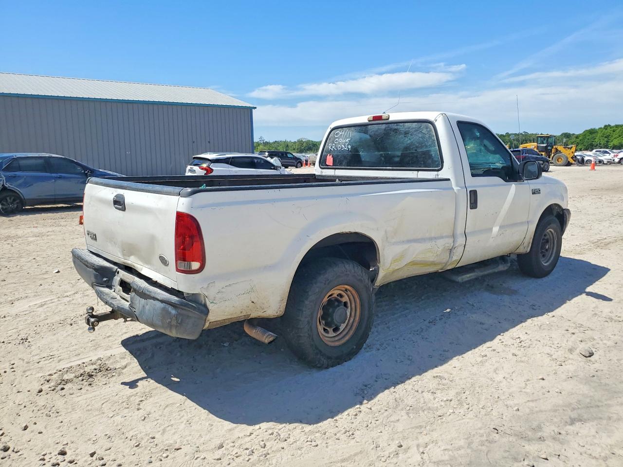 2004 Ford F250 Super Duty White vin: 1FTNF20L44EC65085