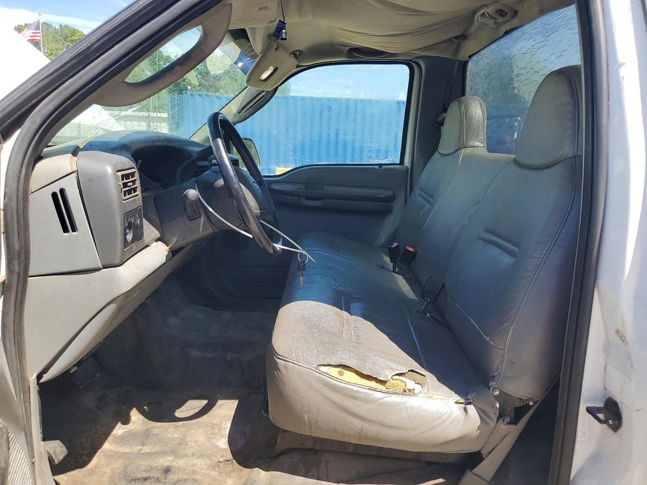 2004 Ford F250 Super Duty White vin: 1FTNF20L44EC65085