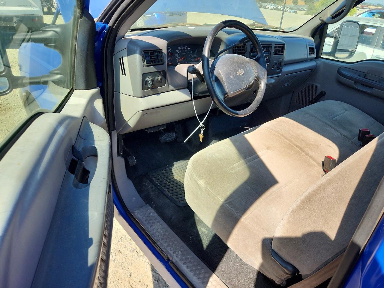 2000 Ford F250 Super Duty Синий vin: 1FTNF20L4YED15716