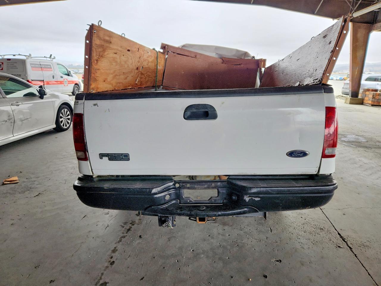 2001 Ford F250 Super Duty White vin: 1FTNF20L61EA52098