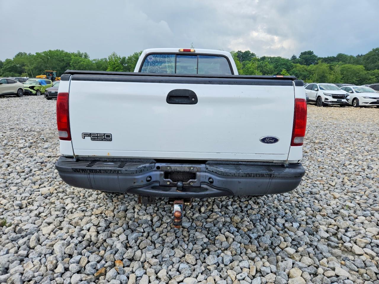 2003 Ford F250 Super Duty White vin: 1FTNF20L73ED67012