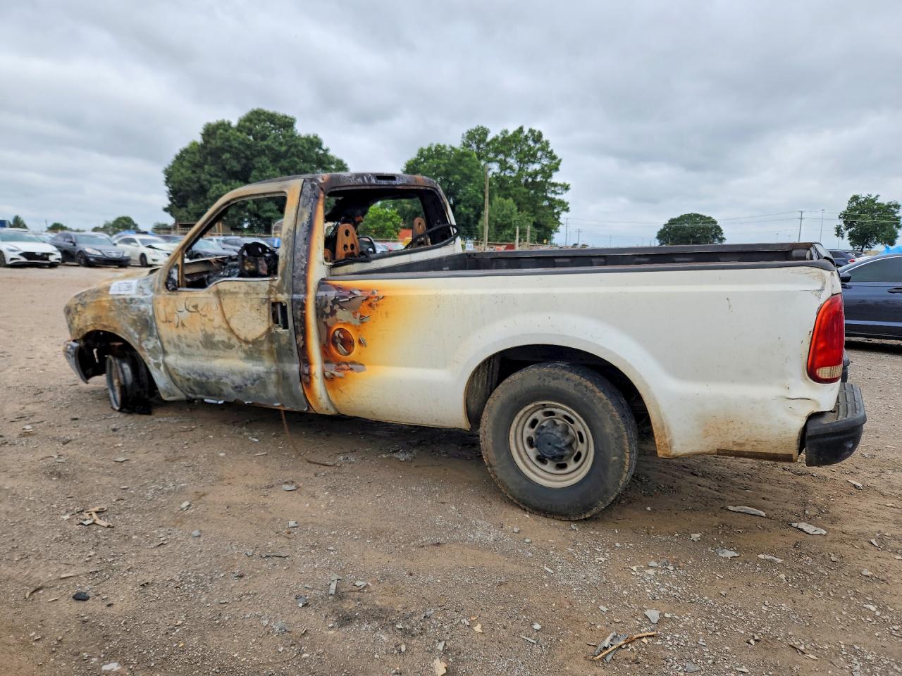 2000 Ford F250 Super Duty White vin: 1FTNF20L9YED41597