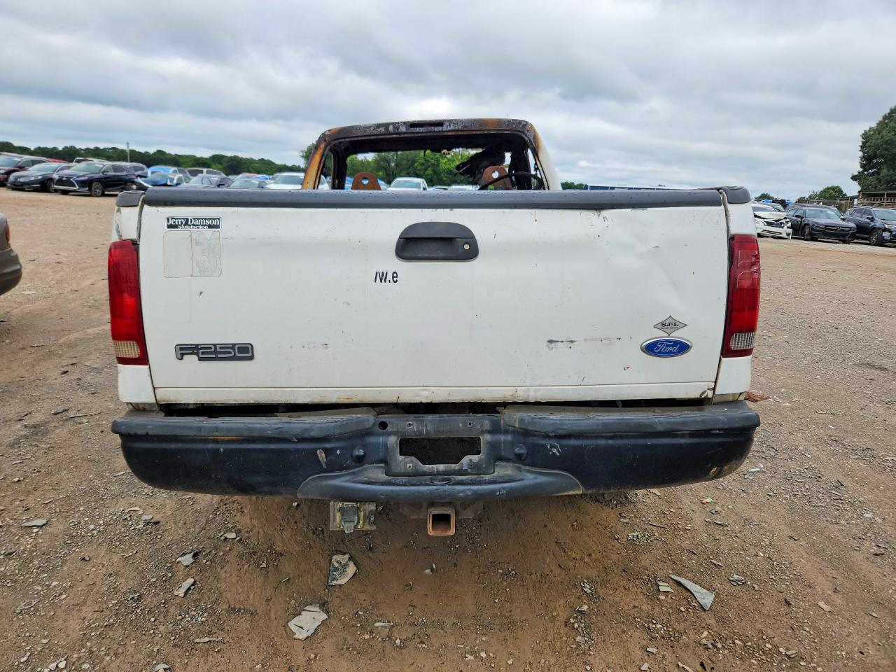 2000 Ford F250 Super Duty White vin: 1FTNF20L9YED41597