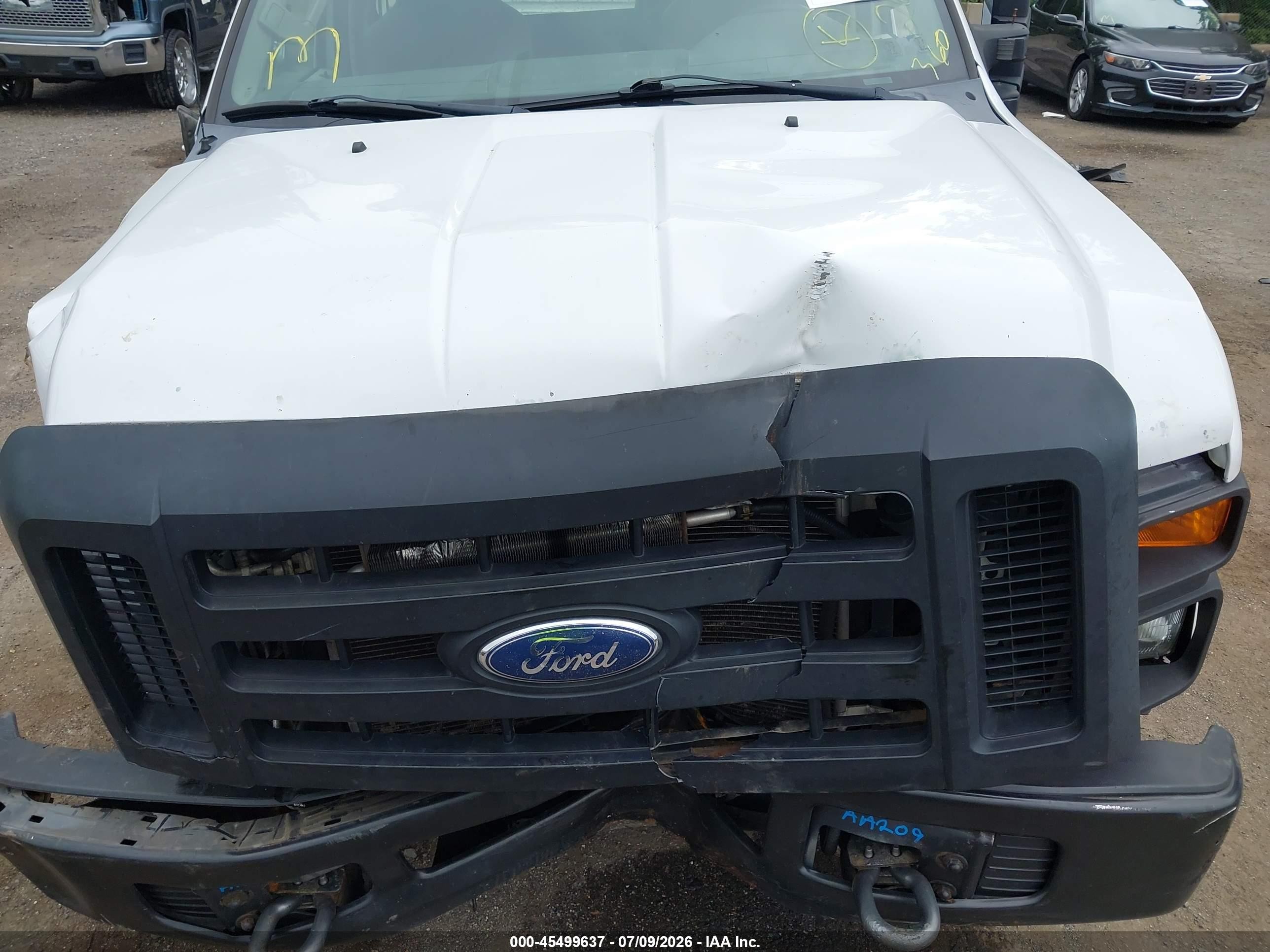 2009 Ford Super Duty F-250 Srw Xl/xlt White vin: 1FTNF21509EB24599