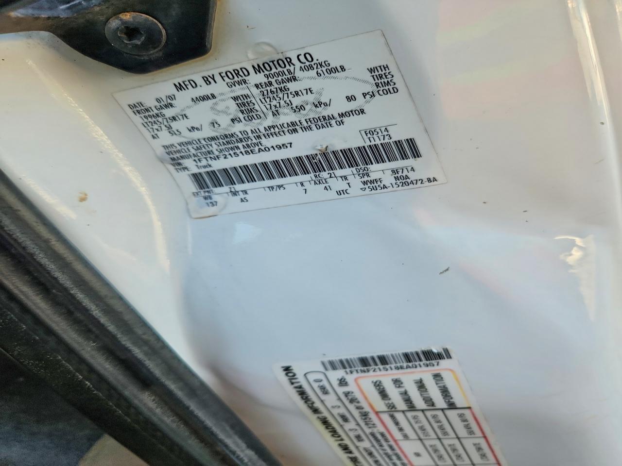 2008 Ford F250 Super Duty White vin: 1FTNF21518EA01957