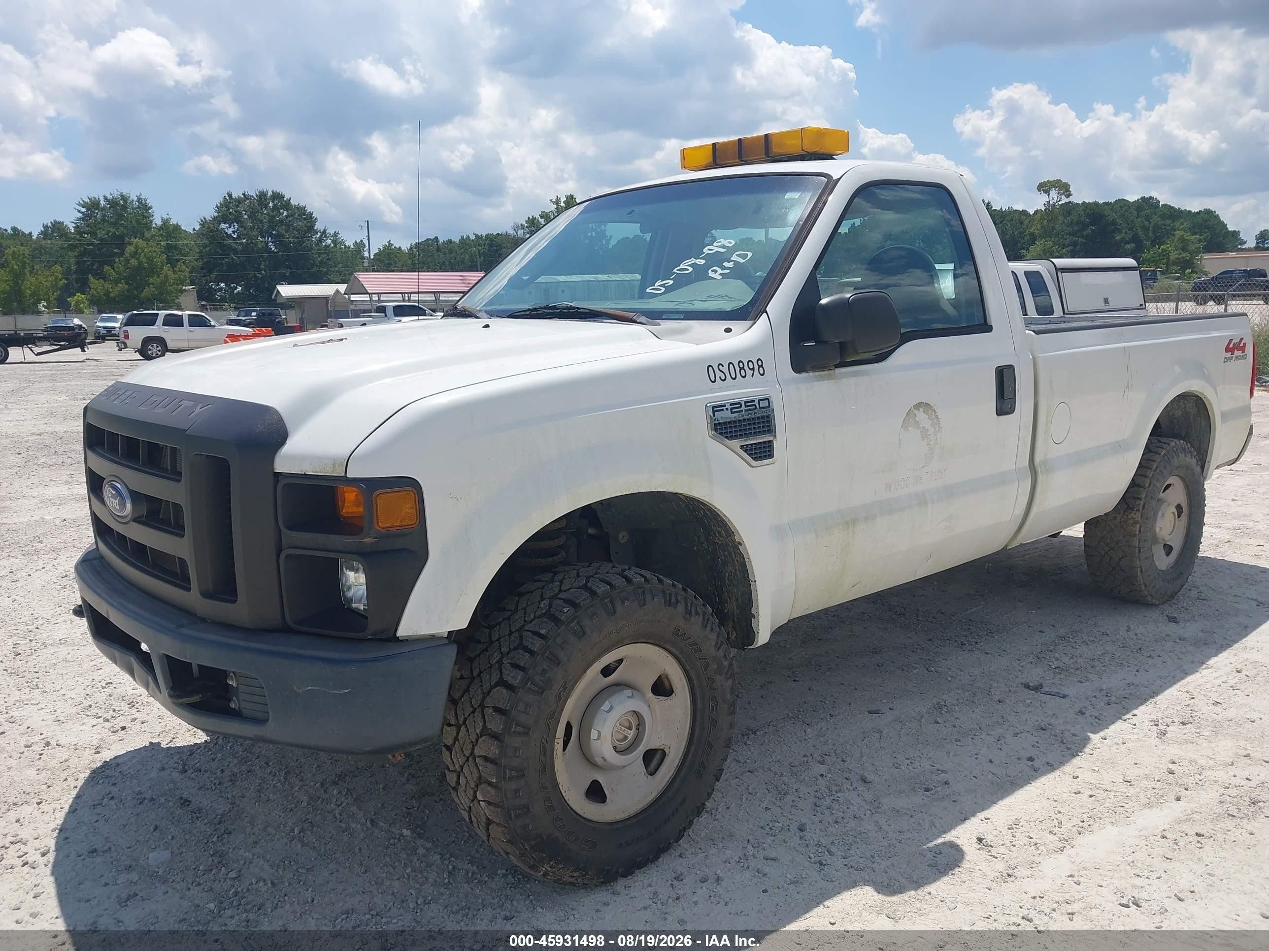 2008 Ford Super Duty F-250 Srw Xl/xlt White vin: 1FTNF21518EB66567