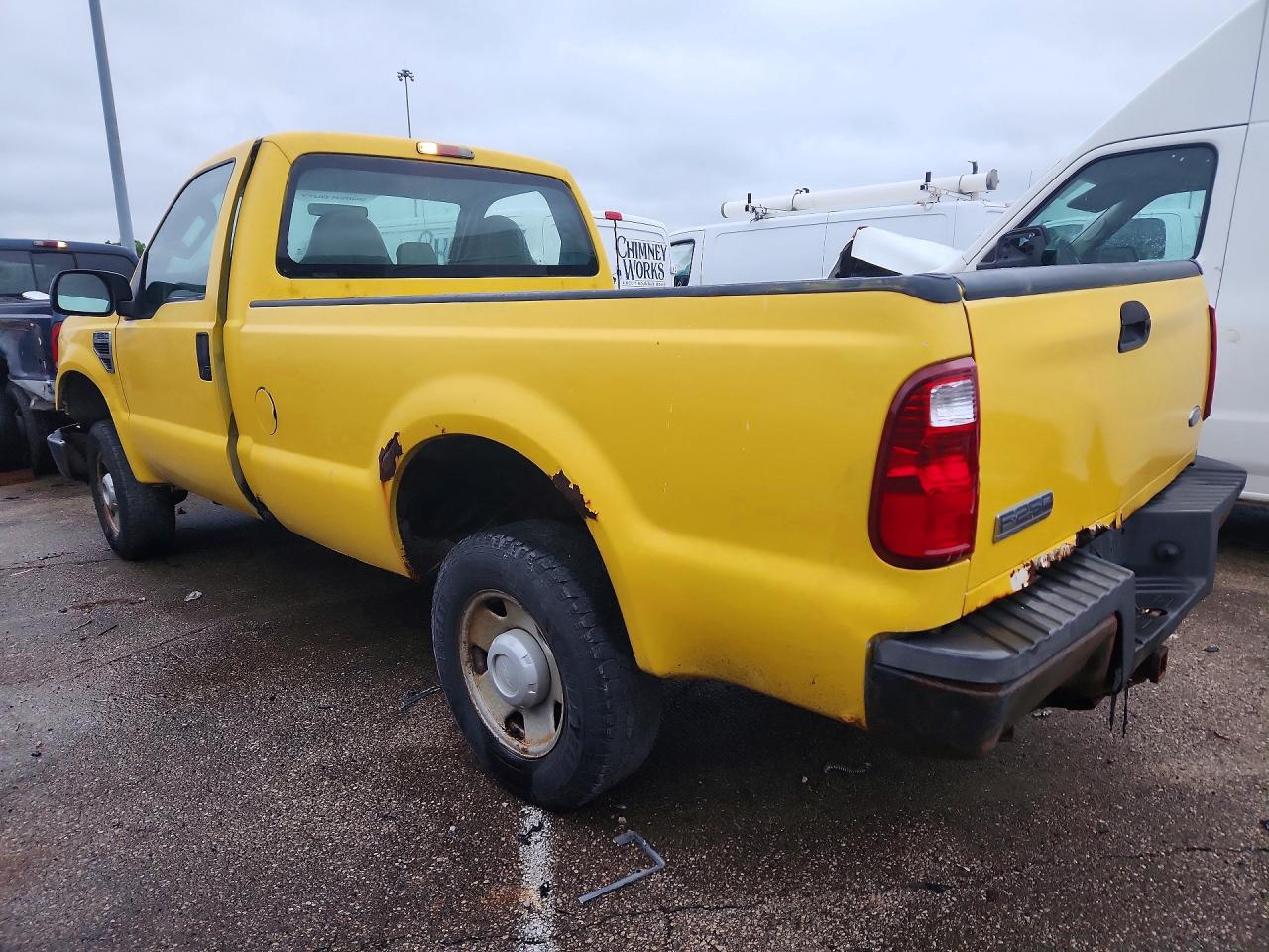 2008 Ford F250 Super Duty Желтый vin: 1FTNF21518EB67265