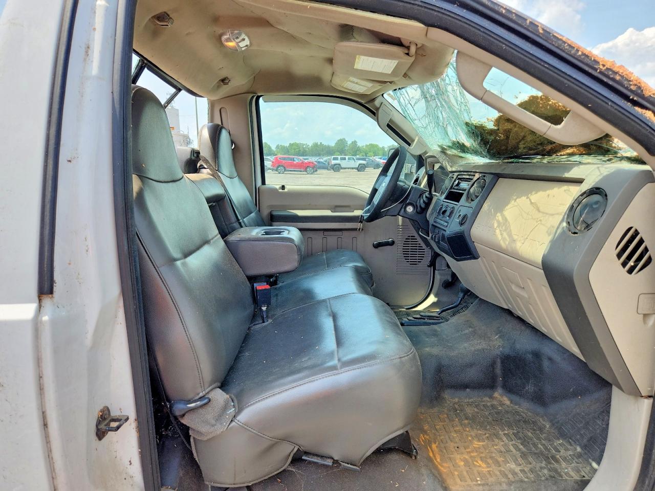 2009 Ford F250 Super Duty White vin: 1FTNF21519EB14275