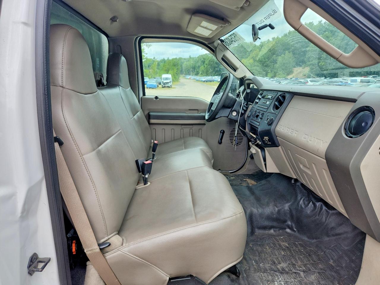 2008 Ford F250 Super Duty White vin: 1FTNF21558EA07891