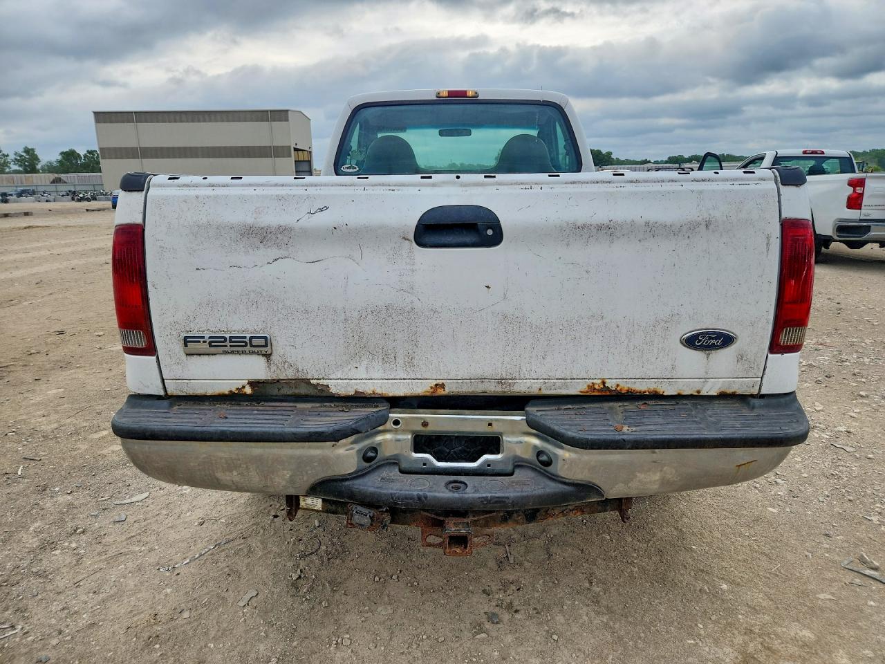 2006 Ford F250 Super Duty White vin: 1FTNF21576EB76677