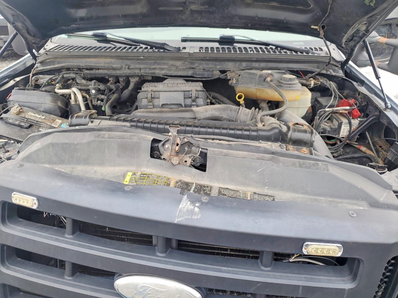 2006 Ford F250 Super Duty White vin: 1FTNF21576EC85365