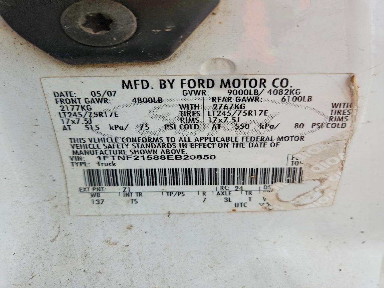 2008 Ford F250 Super Duty White vin: 1FTNF21588EB20850