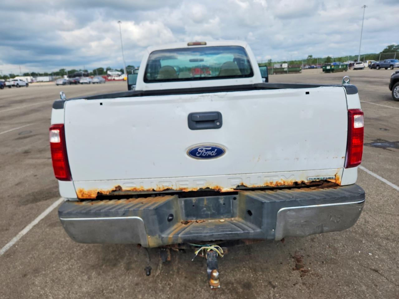 2008 Ford F250 Super Duty White vin: 1FTNF21588EB20850