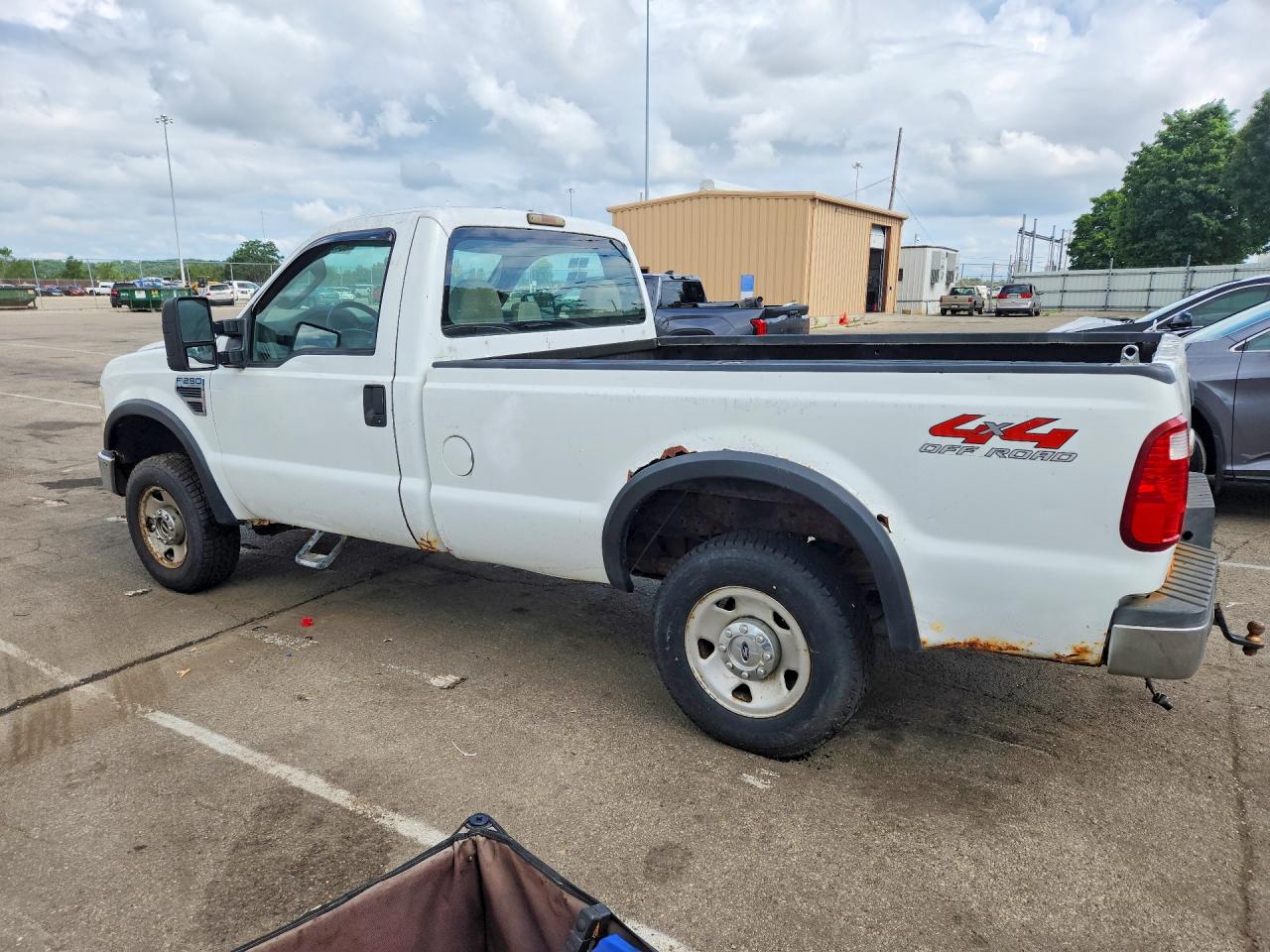 2008 Ford F250 Super Duty White vin: 1FTNF21588EB20850