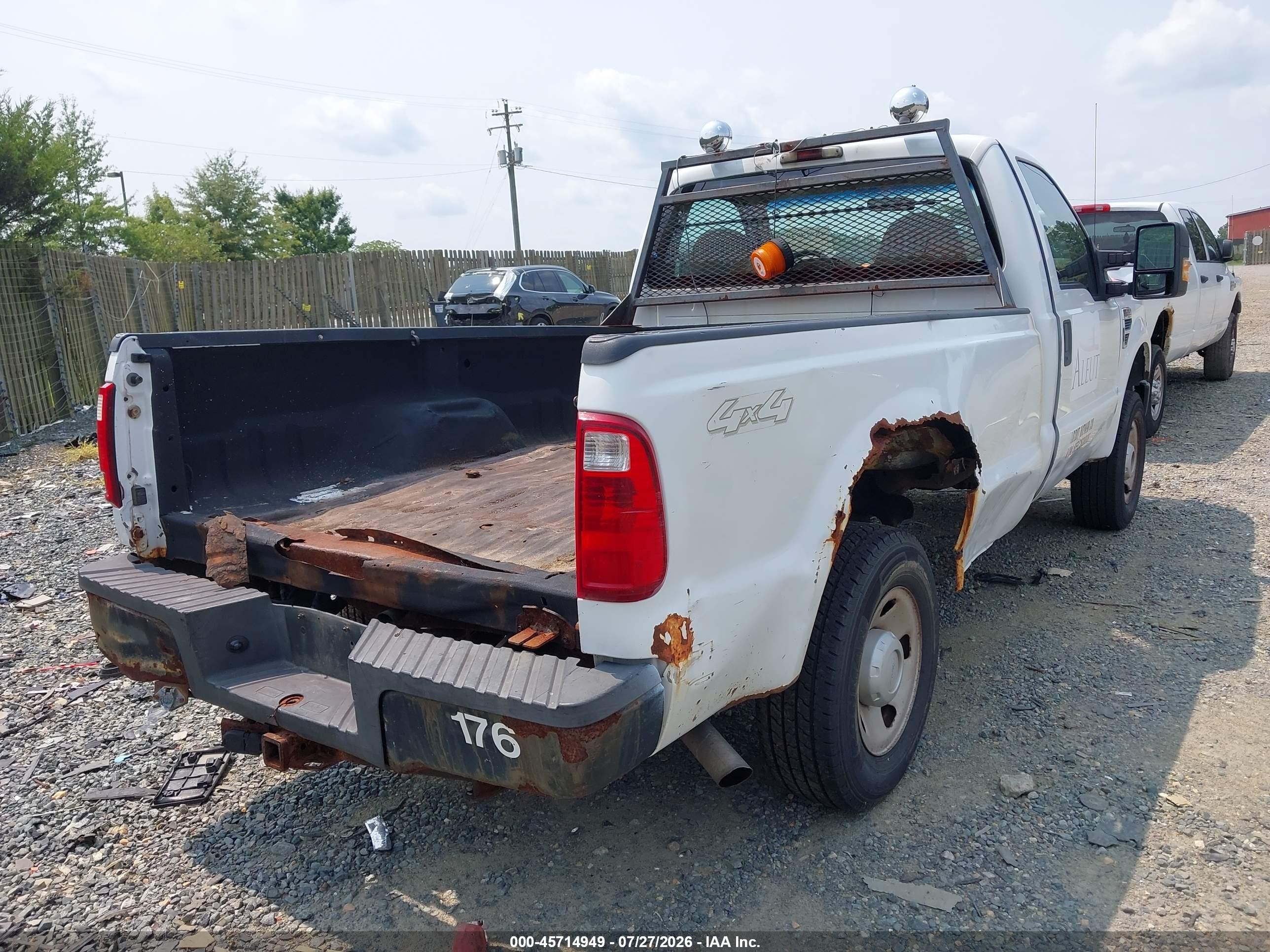 2008 Ford Super Duty F-250 Srw Xl/xlt White vin: 1FTNF21588EC82008