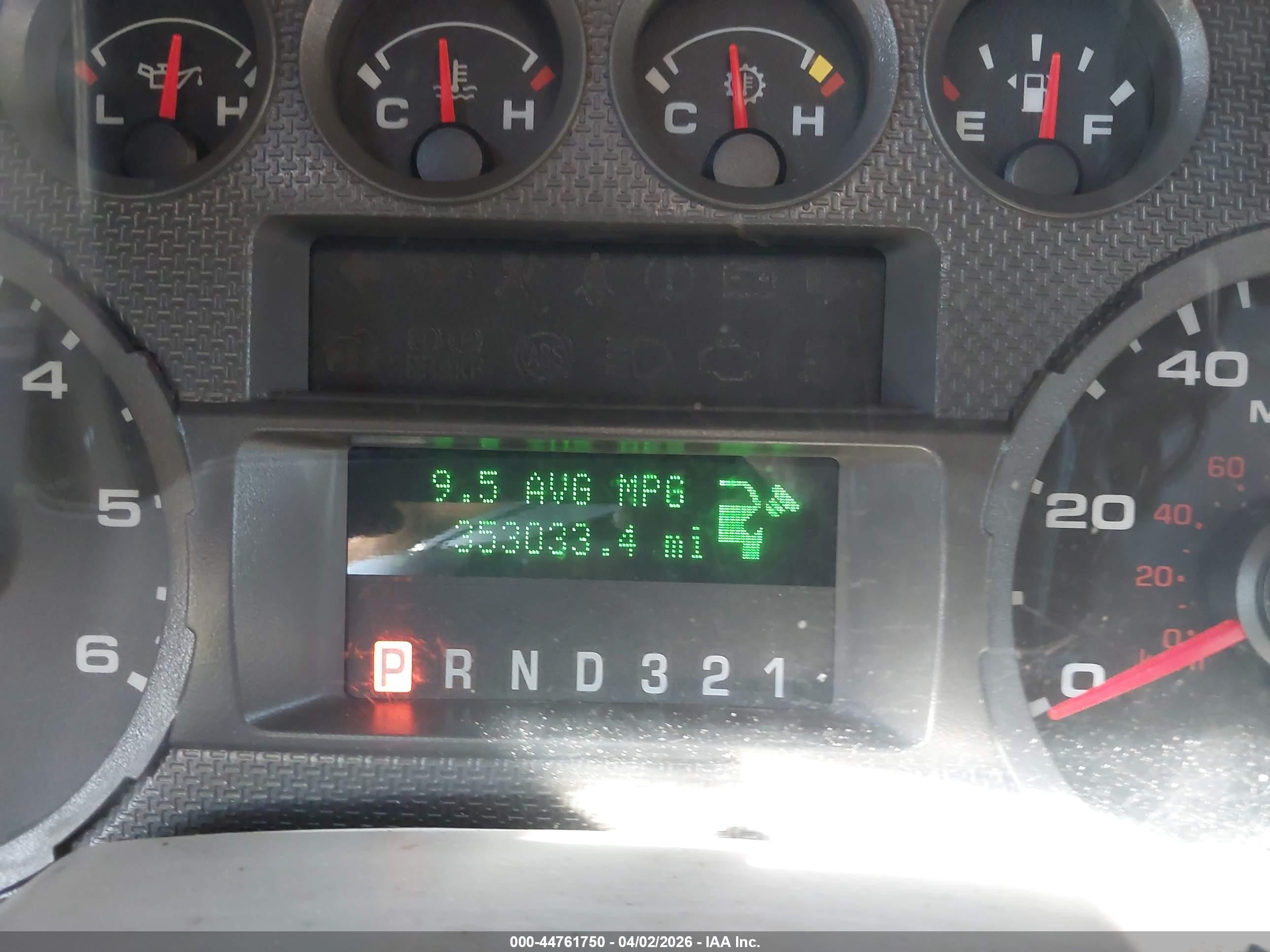 2009 Ford F-250 Xl/xlt White vin: 1FTNF21589EB19599
