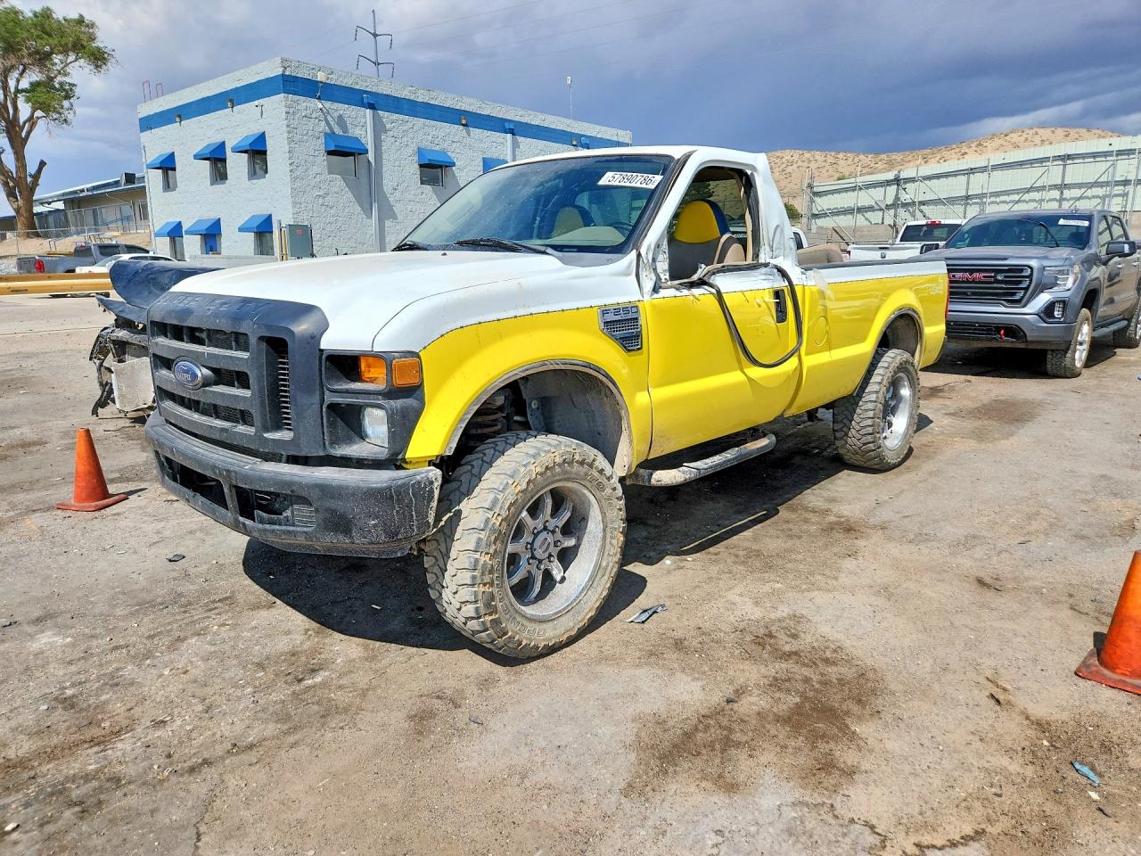 2008 Ford F250 Super Duty Yellow vin: 1FTNF21598EB62699