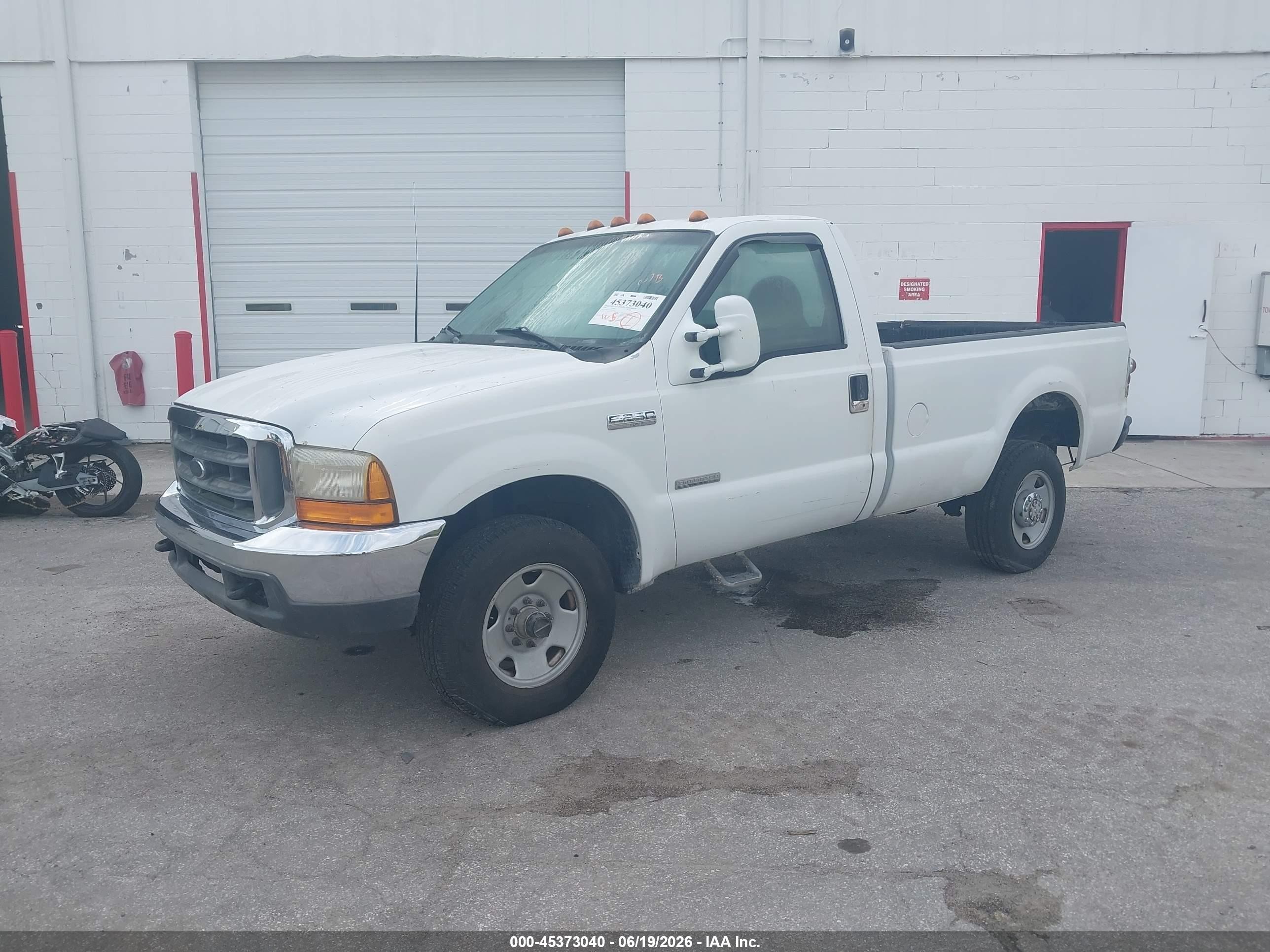 1999 Ford F-250 Lariat/xl/xlt White vin: 1FTNF21F2XEC26363