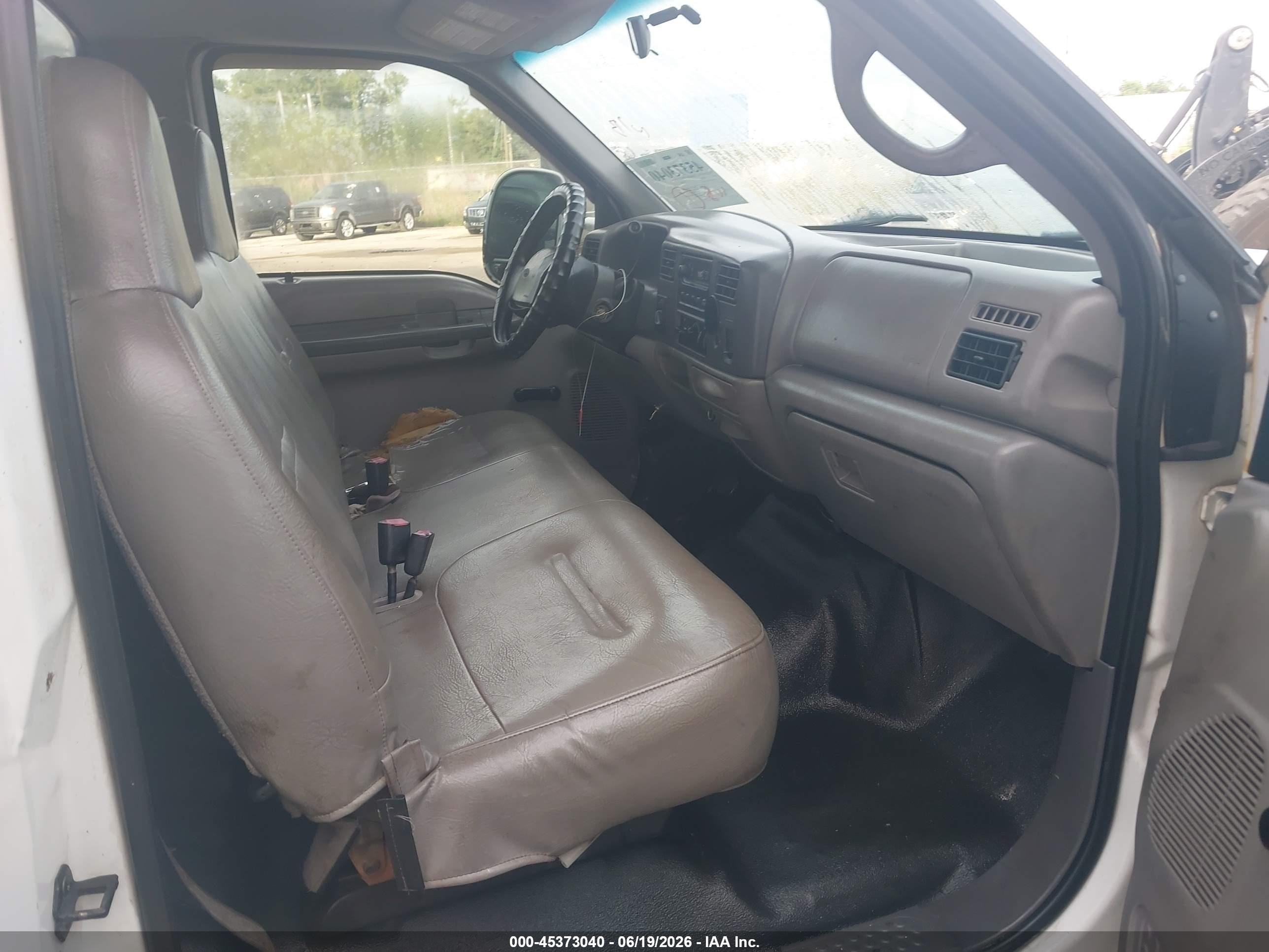 1999 Ford F-250 Lariat/xl/xlt White vin: 1FTNF21F2XEC26363