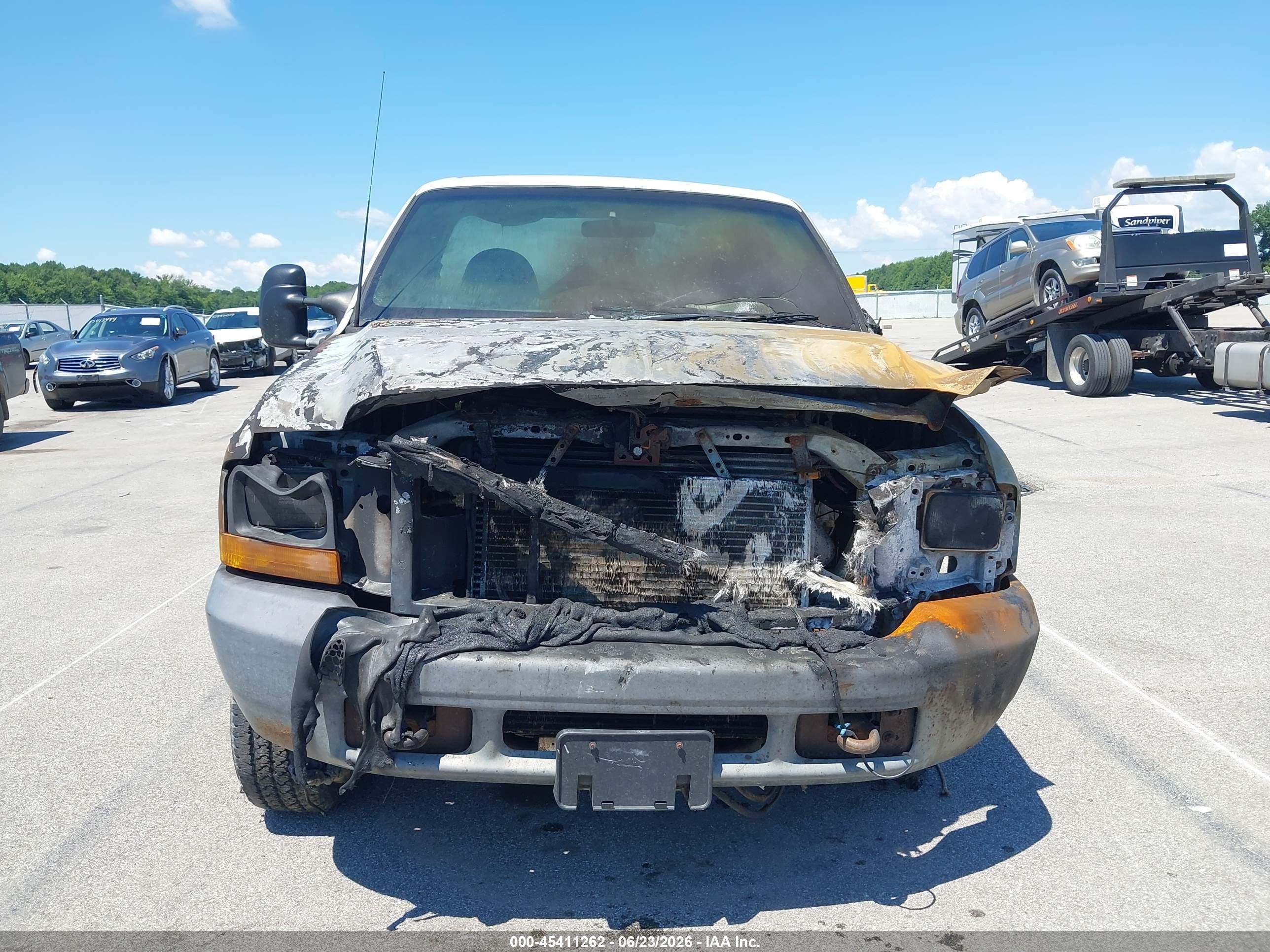 1999 Ford F-250 Lariat/xl/xlt White vin: 1FTNF21F2XEC88832