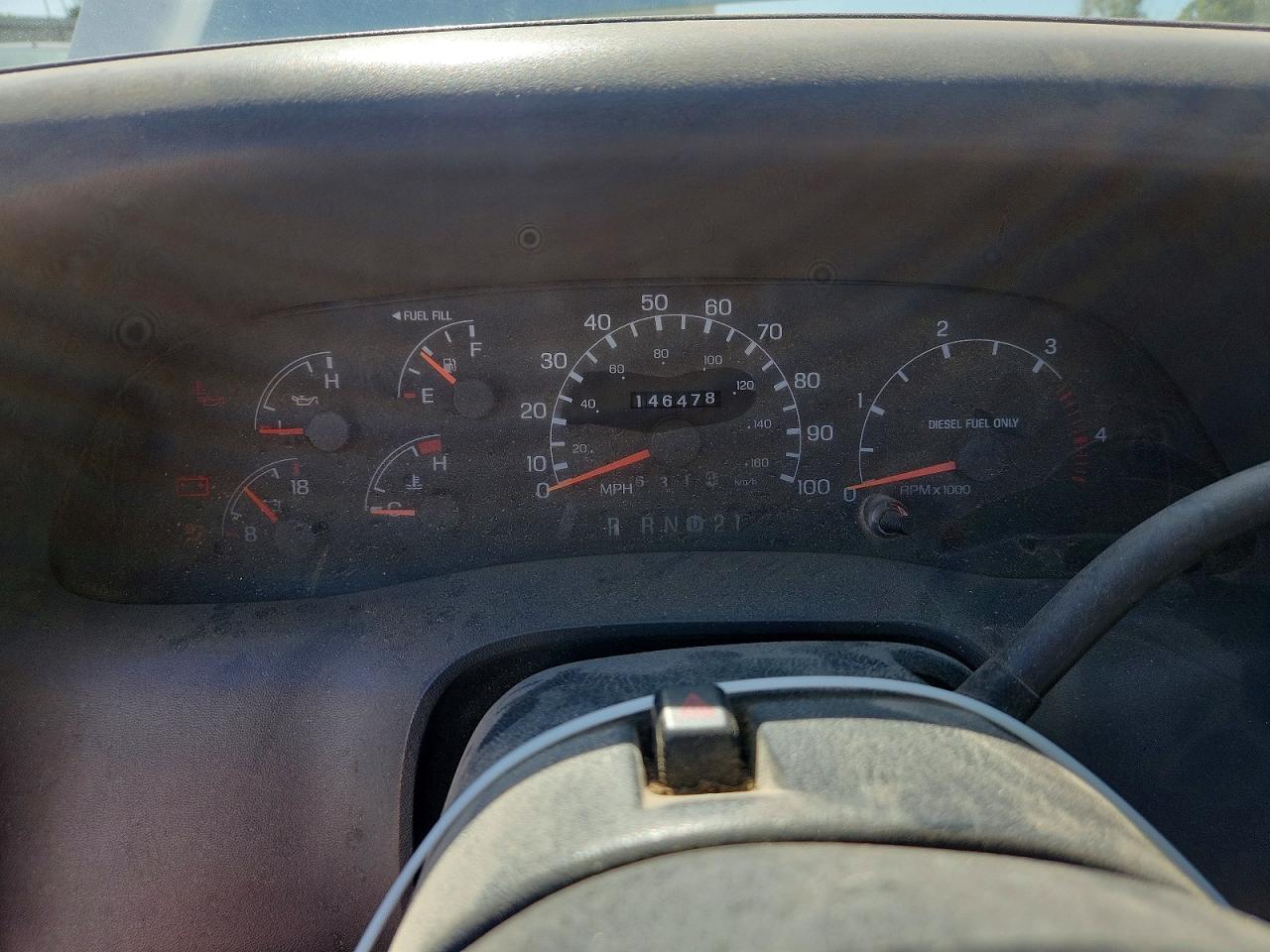 2000 Ford F250 Super Duty White vin: 1FTNF21F2YEA88972