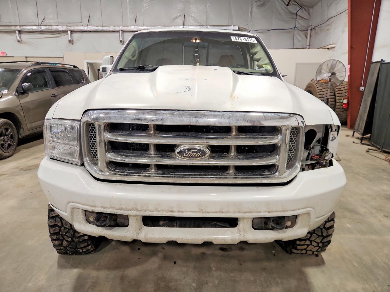 2000 Ford F250 Super Duty White vin: 1FTNF21F7YEA26872