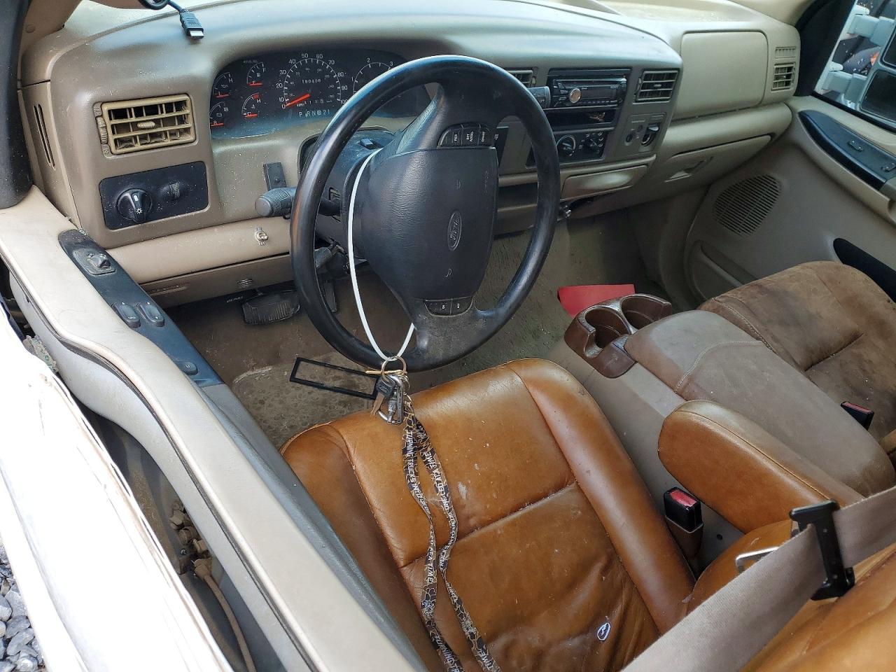 2000 Ford F250 Super Duty White vin: 1FTNF21F7YEA26872