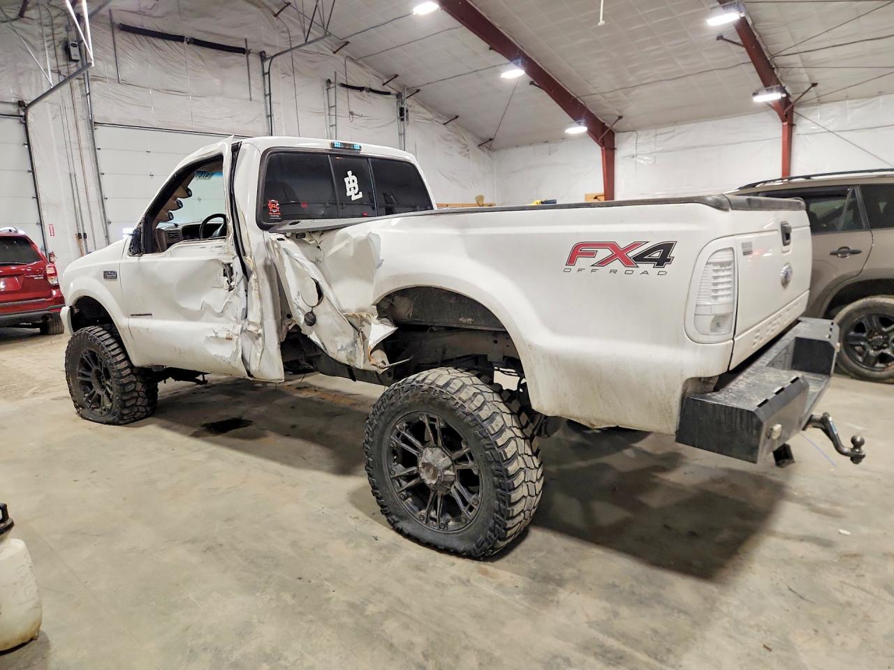 2000 Ford F250 Super Duty White vin: 1FTNF21F7YEA26872